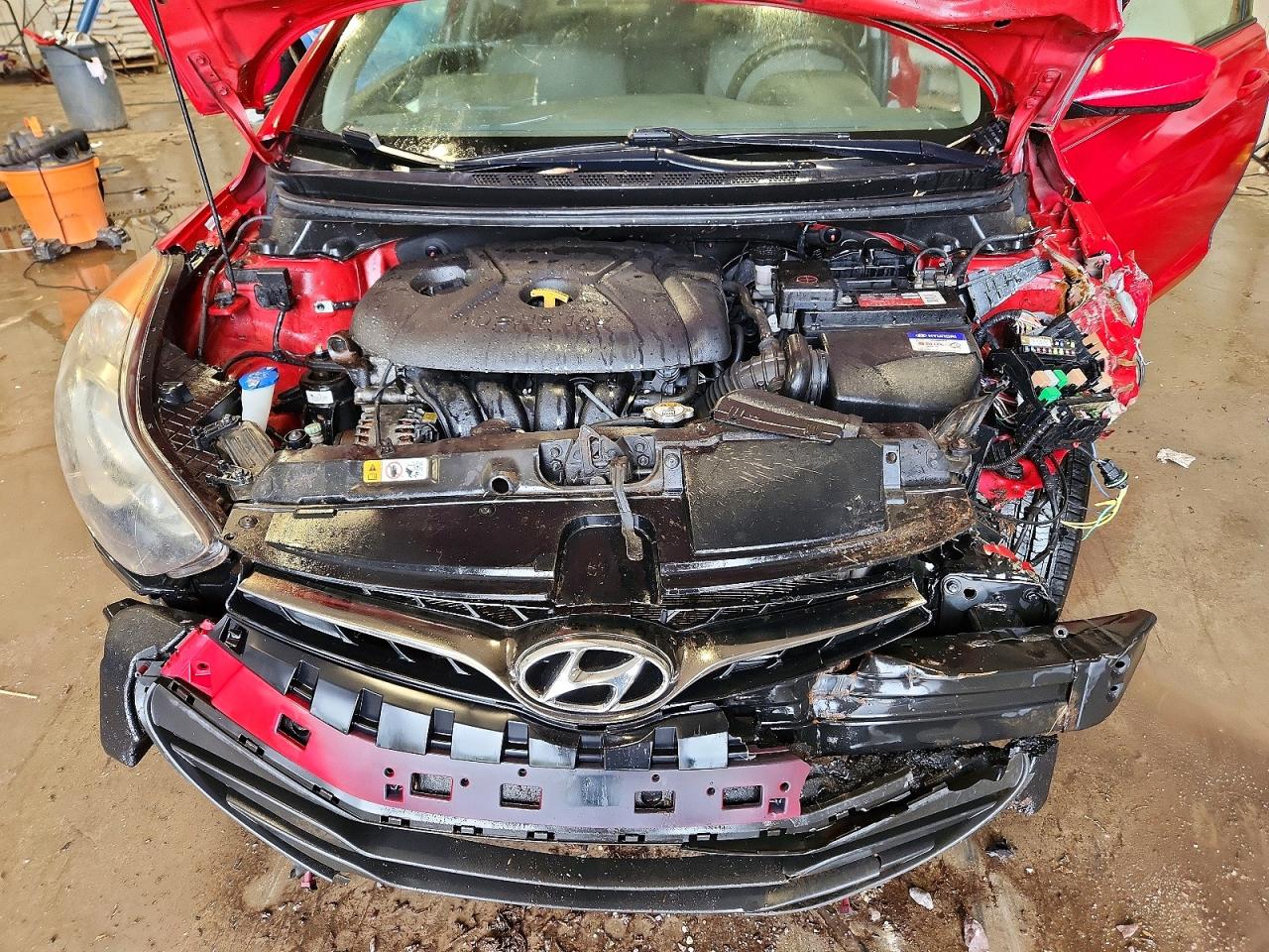 2013 Hyundai Elantra Coupe Gs Red vin: KMHDH6AE8DU016948
