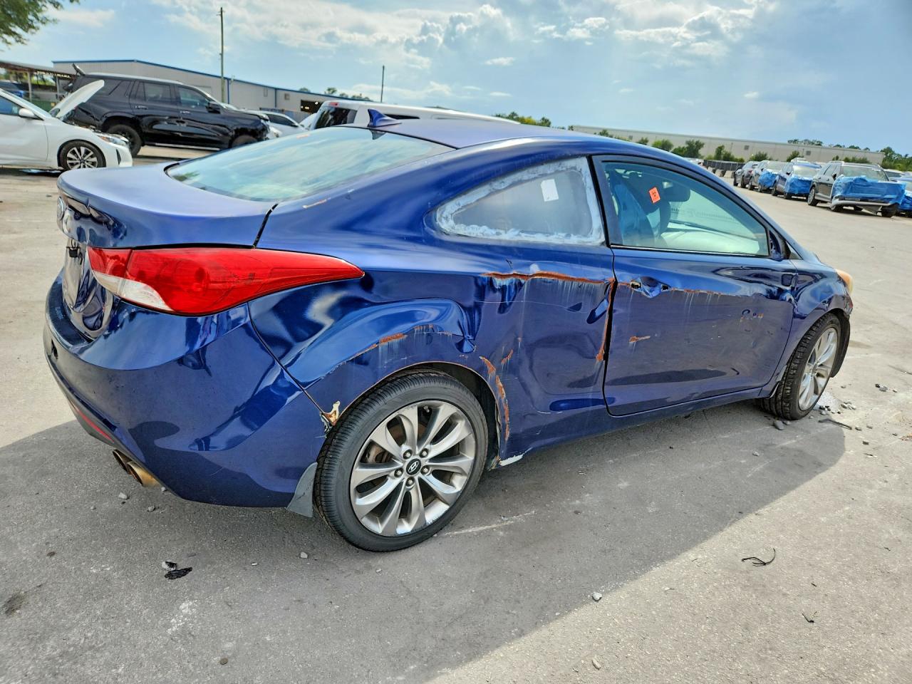 2013 Hyundai Elantra Coupe Gs Blue vin: KMHDH6AE8DU019834