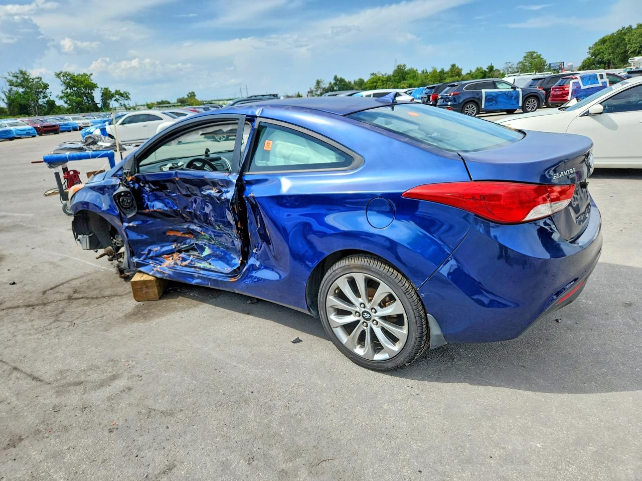 2013 Hyundai Elantra Coupe Gs Blue vin: KMHDH6AE8DU019834