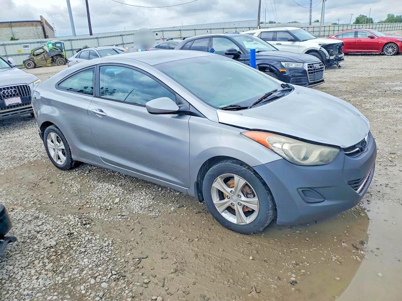 2013 Hyundai Elantra Coupe Gs Серебряный vin: KMHDH6AE8DU022507