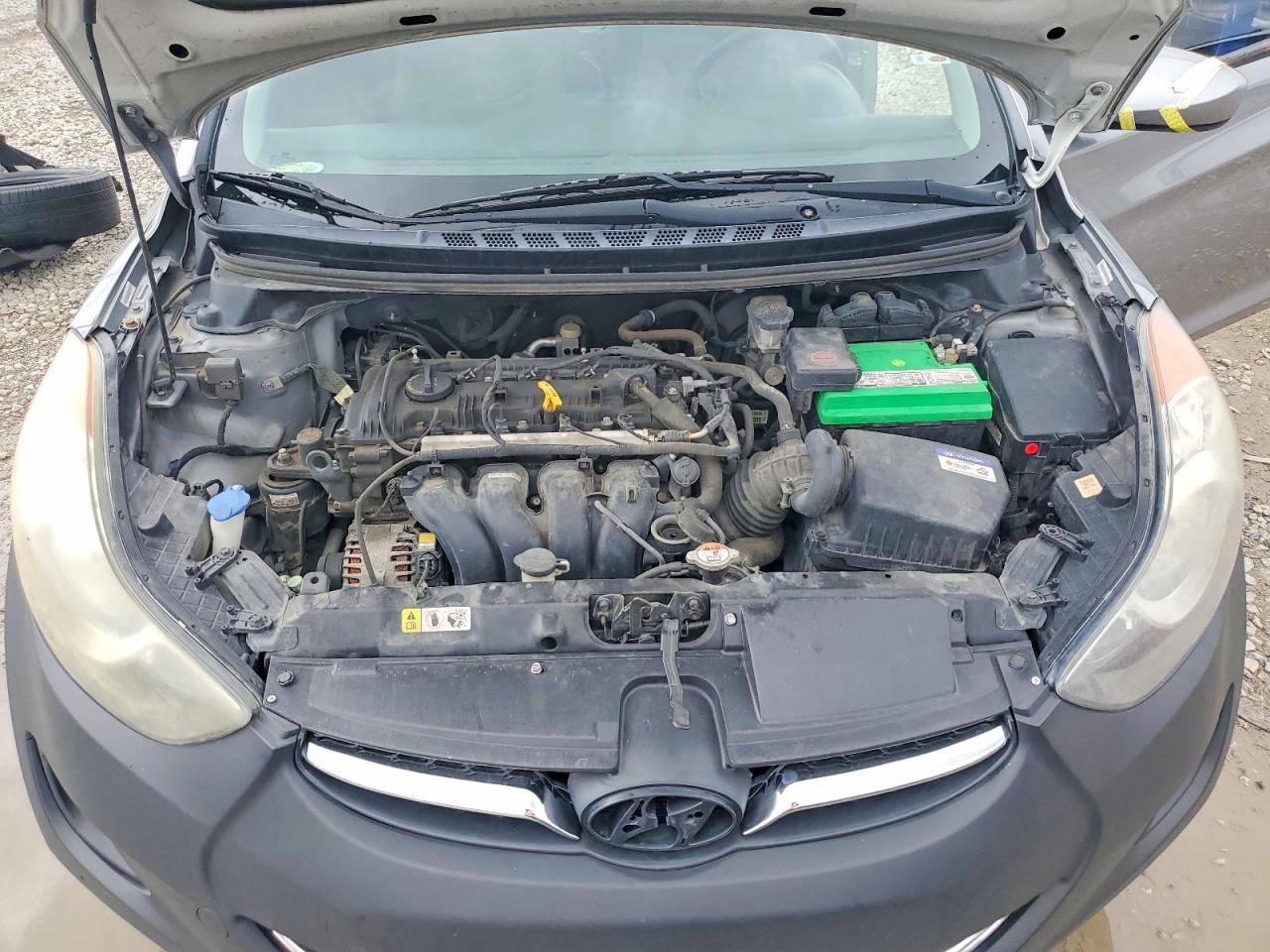 2013 Hyundai Elantra Coupe Gs Серебряный vin: KMHDH6AE8DU022507