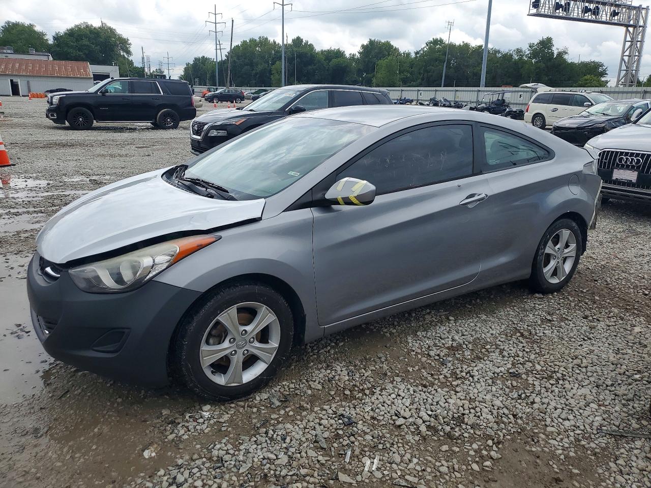 2013 Hyundai Elantra Coupe Gs Silver vin: KMHDH6AE8DU022507