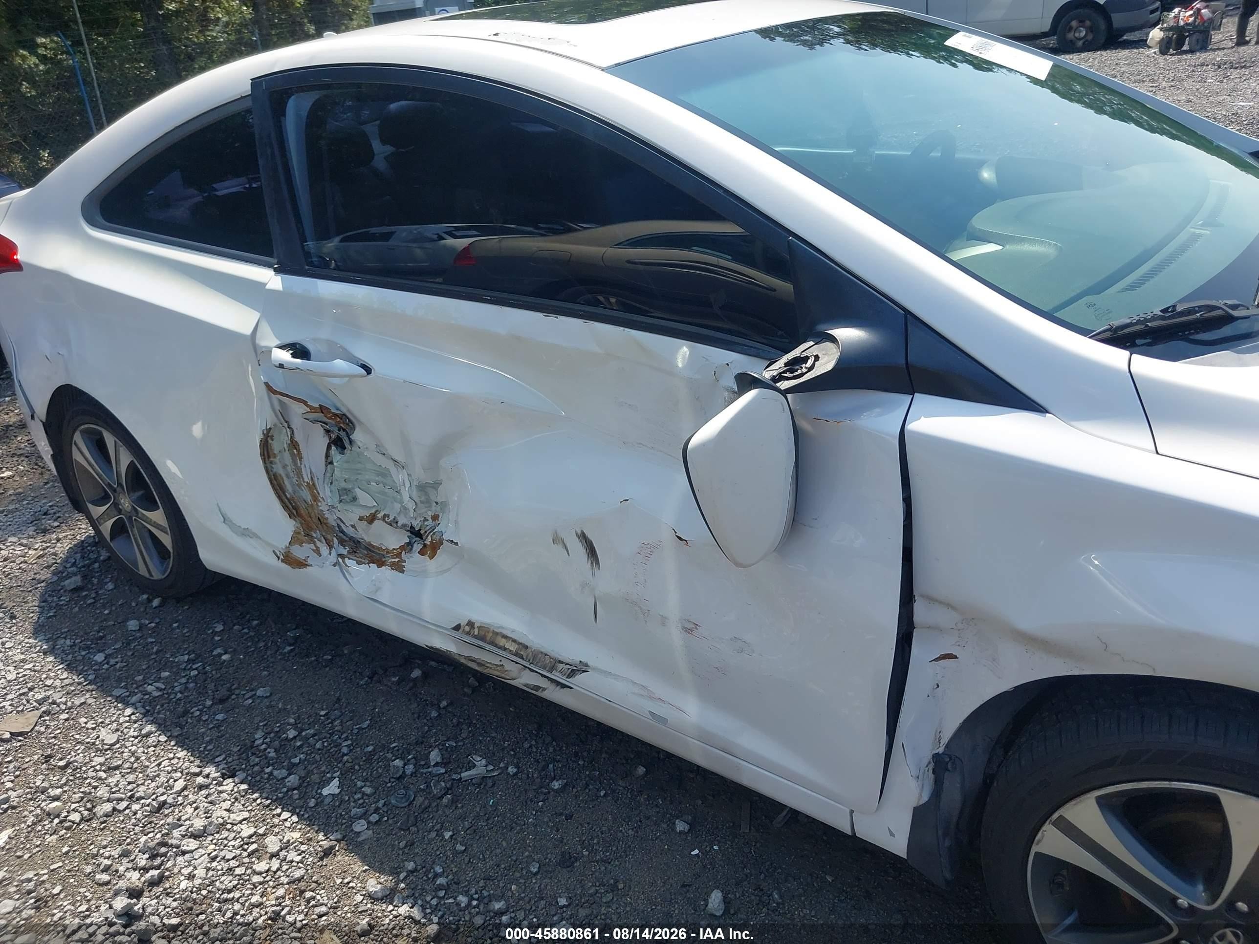 2013 Hyundai Elantra Se White vin: KMHDH6AE8DU022796