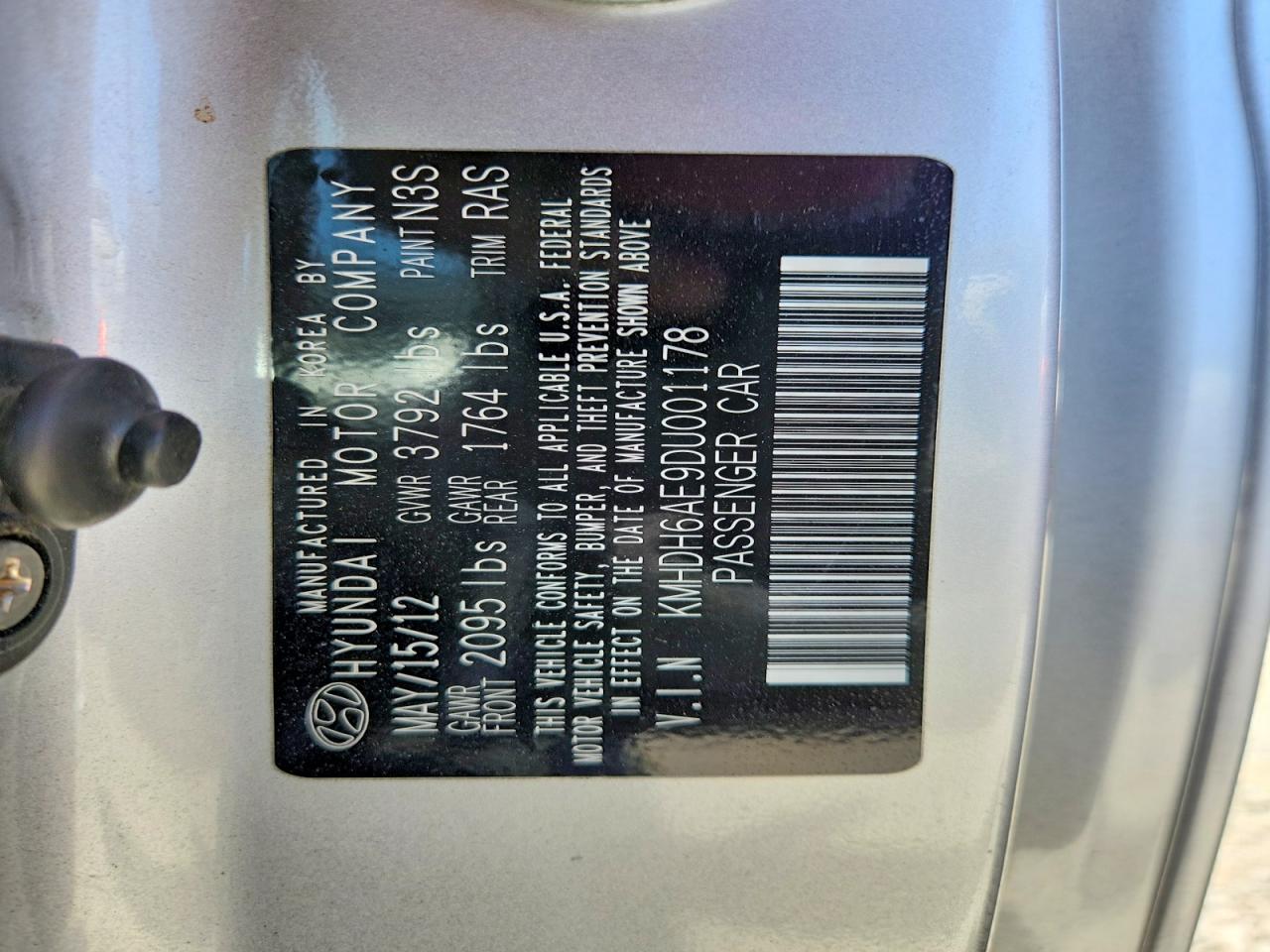 2013 Hyundai Elantra Coupe Se Silver vin: KMHDH6AE9DU001178