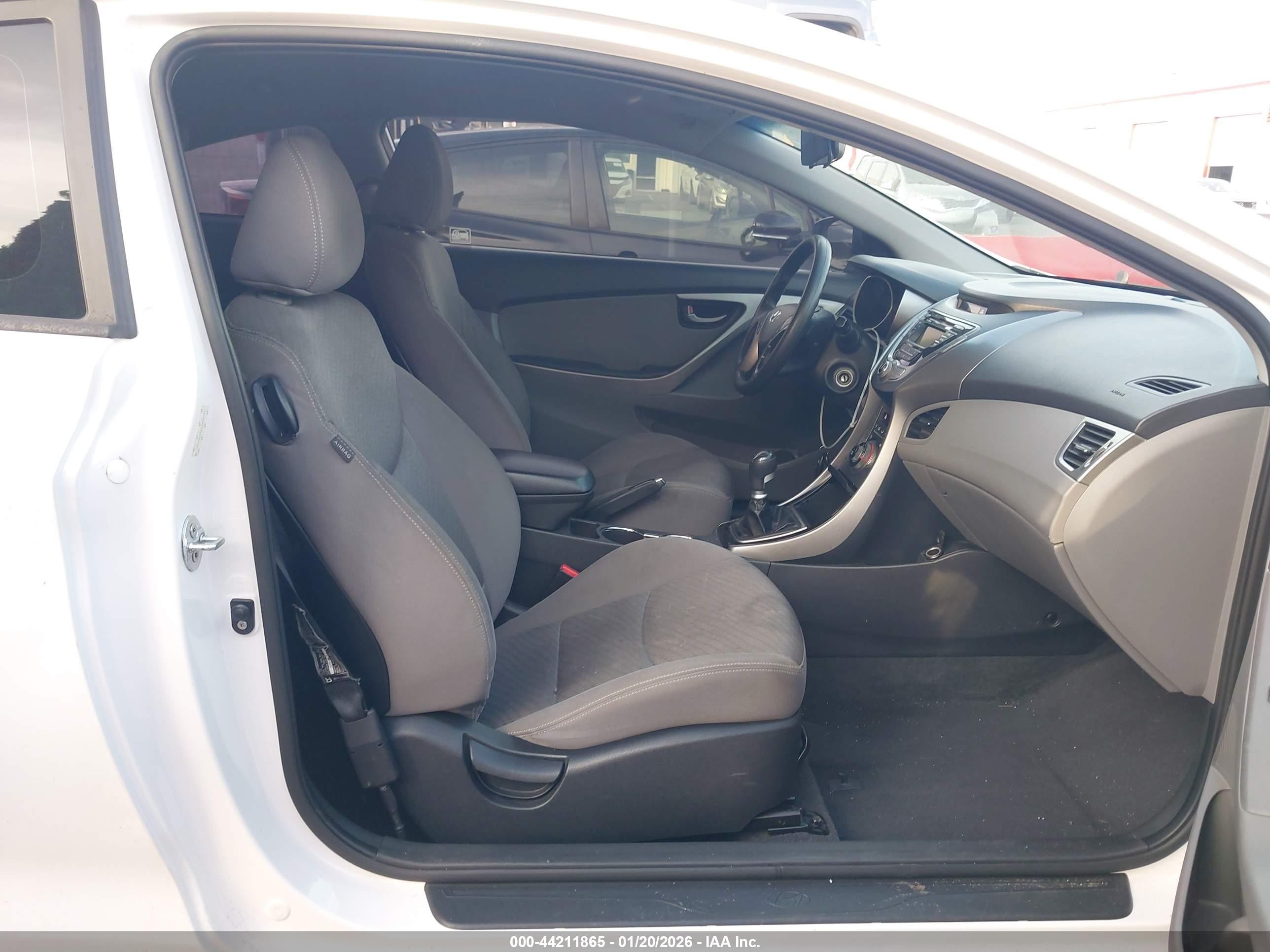 2013 Hyundai Elantra Gs White vin: KMHDH6AE9DU004551
