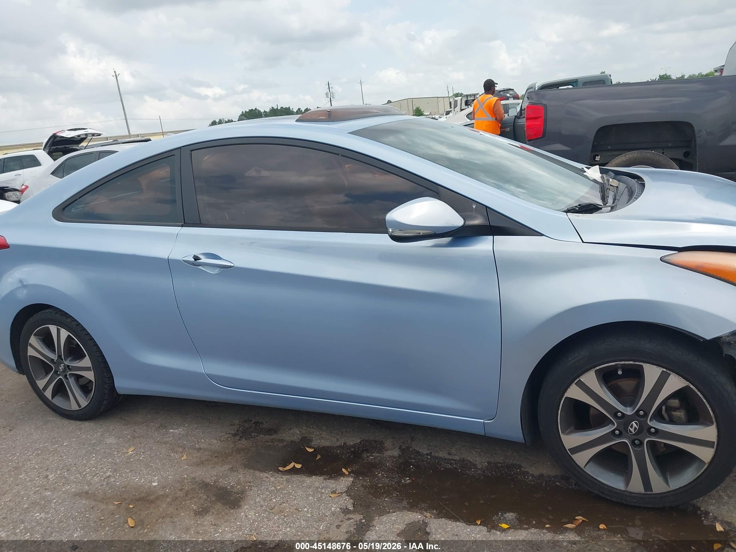 2013 Hyundai Elantra Se Light Blue vin: KMHDH6AEXDU013226