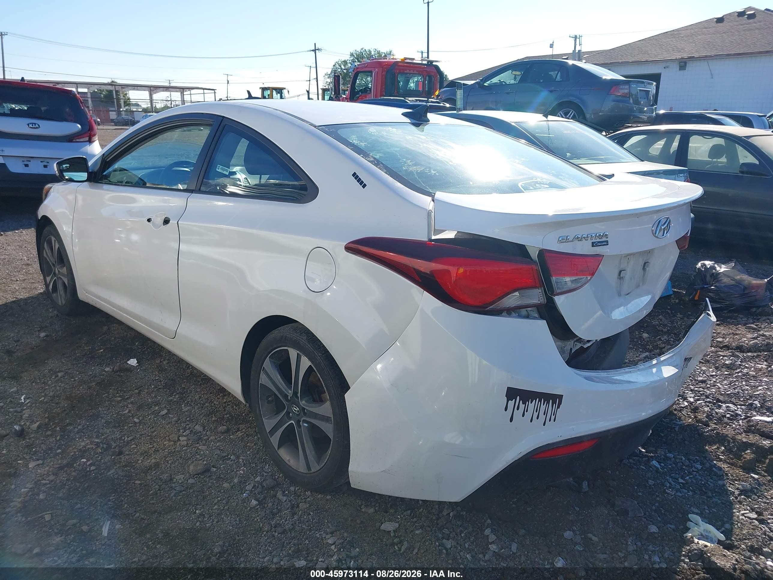 2014 Hyundai Elantra White vin: KMHDH6AH0EU027700