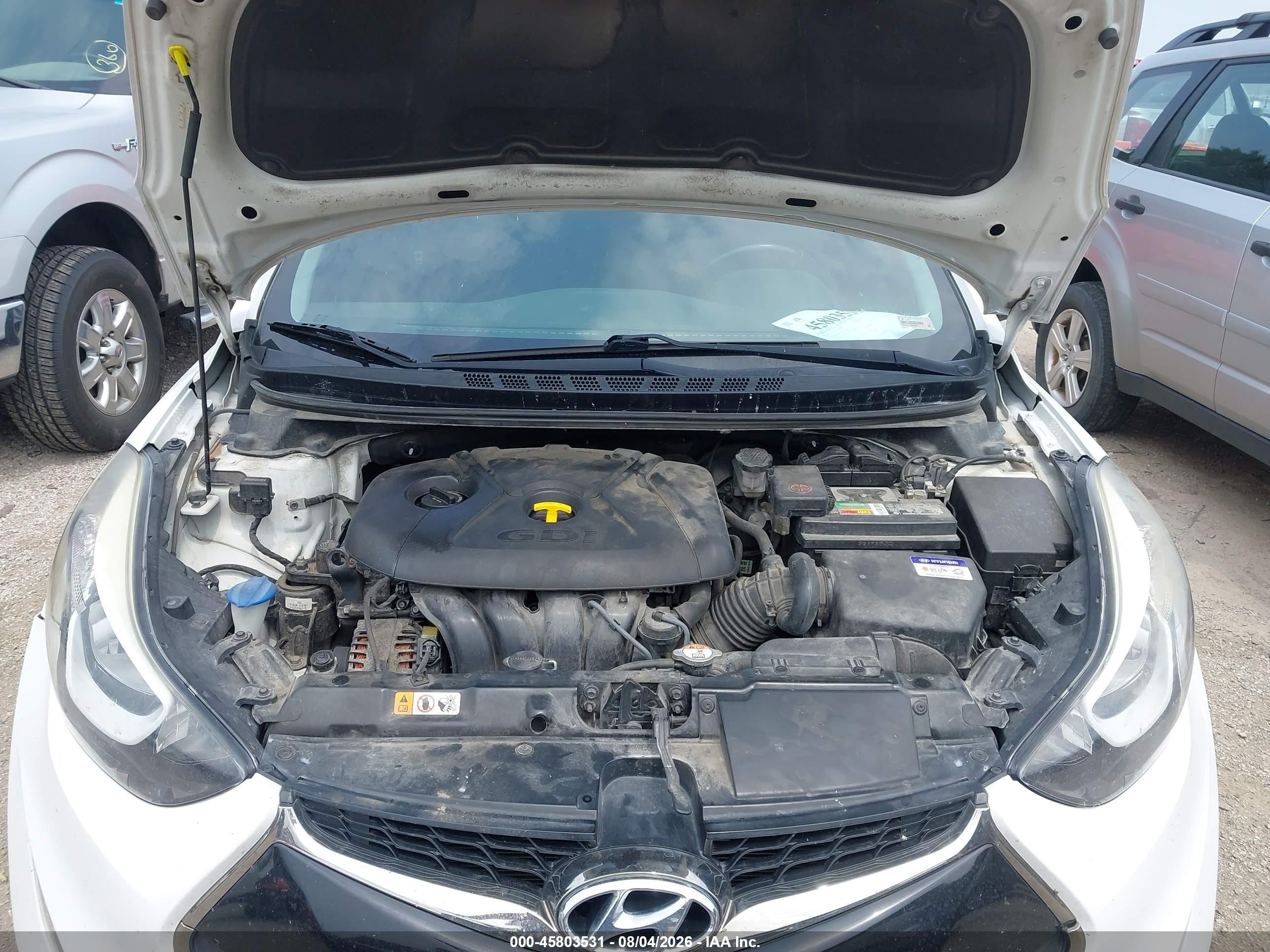 2014 Hyundai Elantra   White vin: KMHDH6AH0EU028524