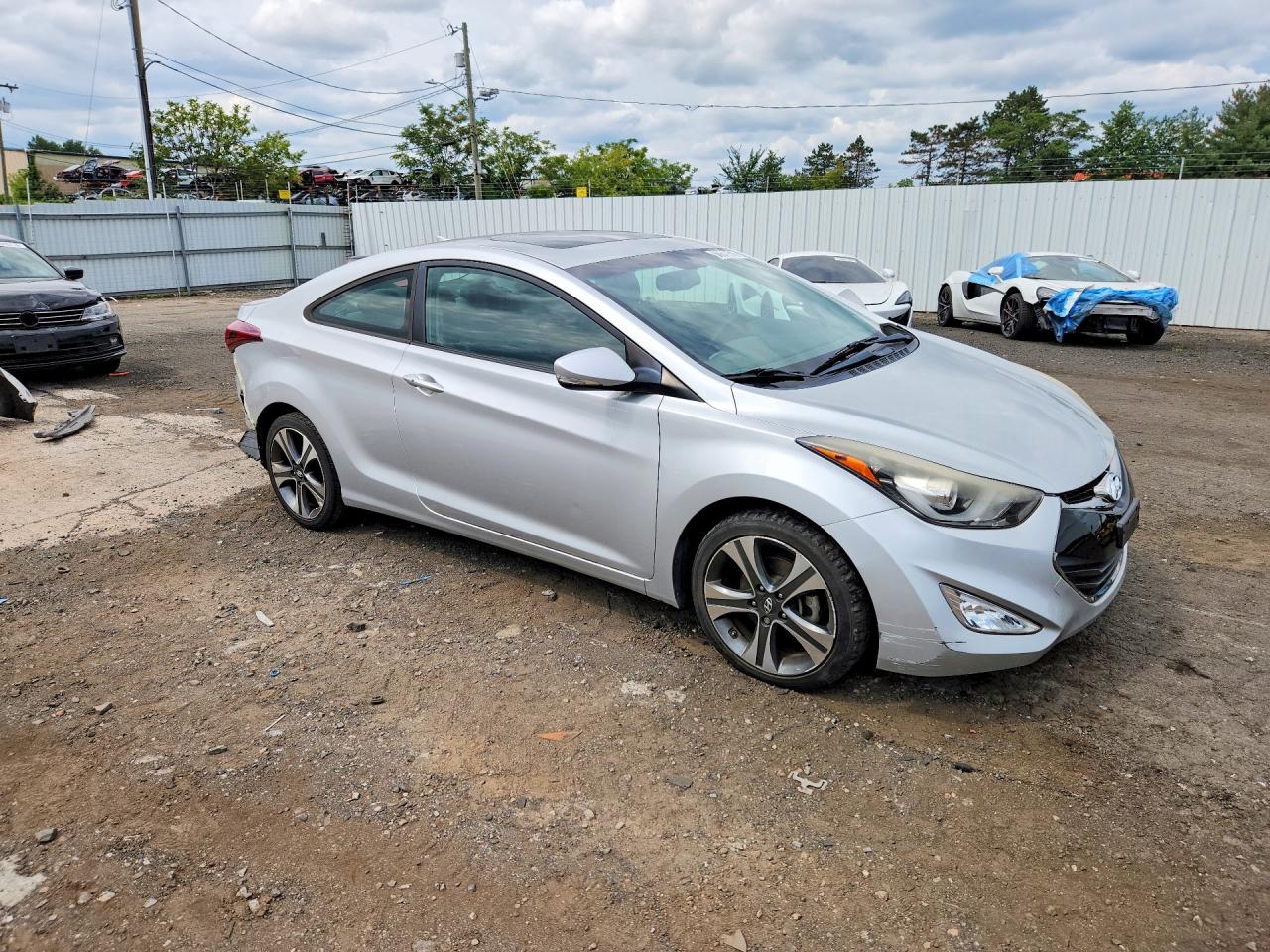 2014 Hyundai Elantra Coupe Base Silver vin: KMHDH6AH1EU027771