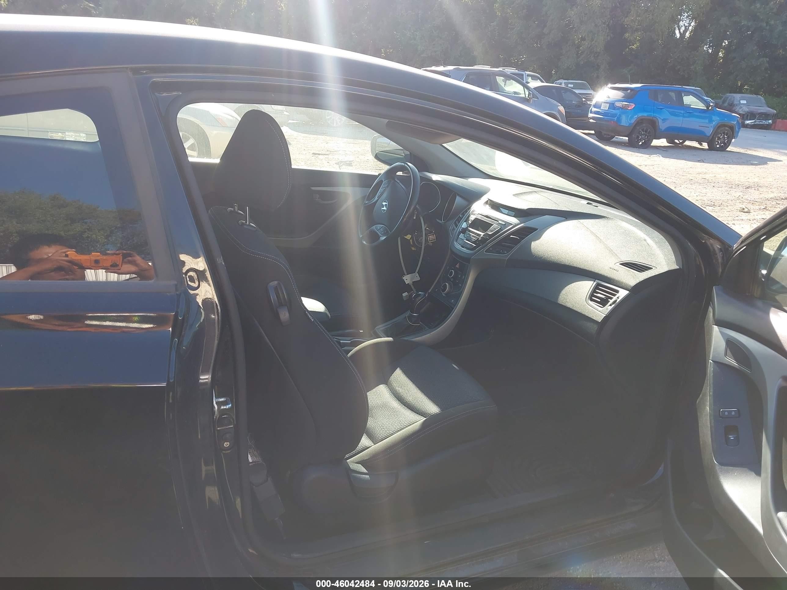 2014 Hyundai Elantra   Black vin: KMHDH6AH2EU024572