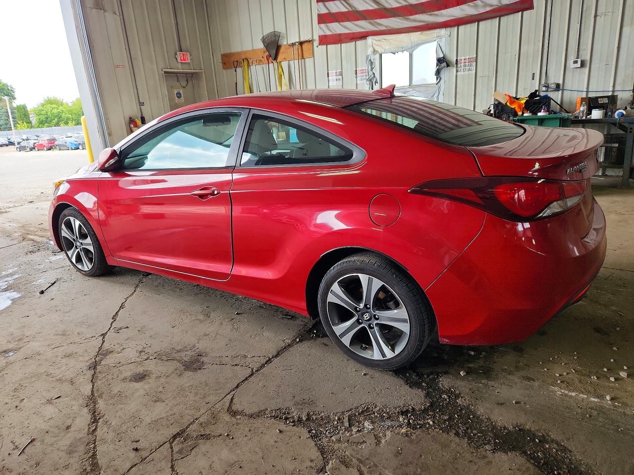 2014 Hyundai Elantra Coupe Base Red vin: KMHDH6AH2EU028430