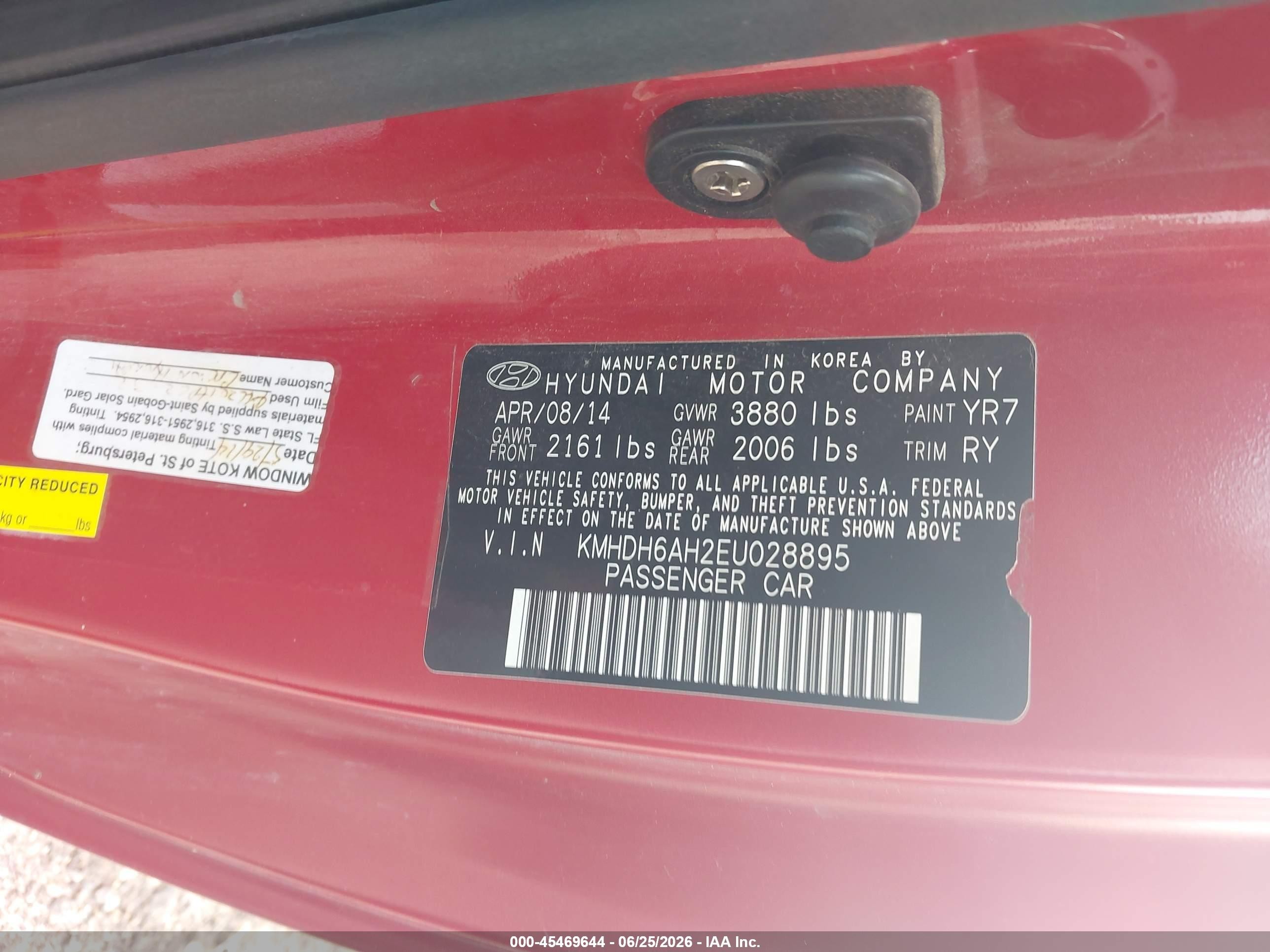 2014 Hyundai Elantra   Red vin: KMHDH6AH2EU028895