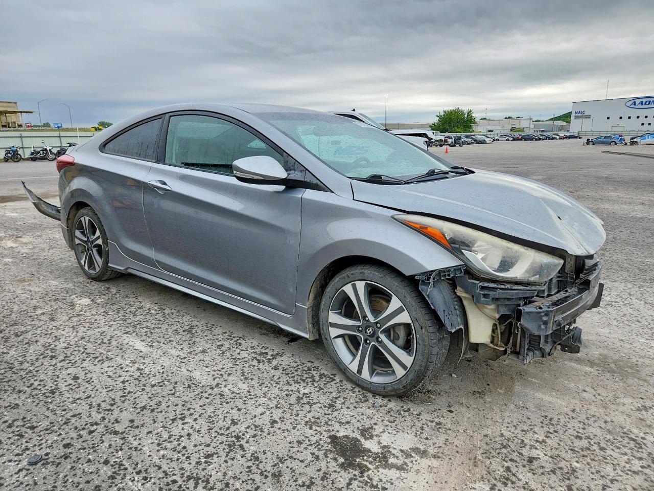 2014 Hyundai Elantra Coupe Base Silver vin: KMHDH6AH3EU029330