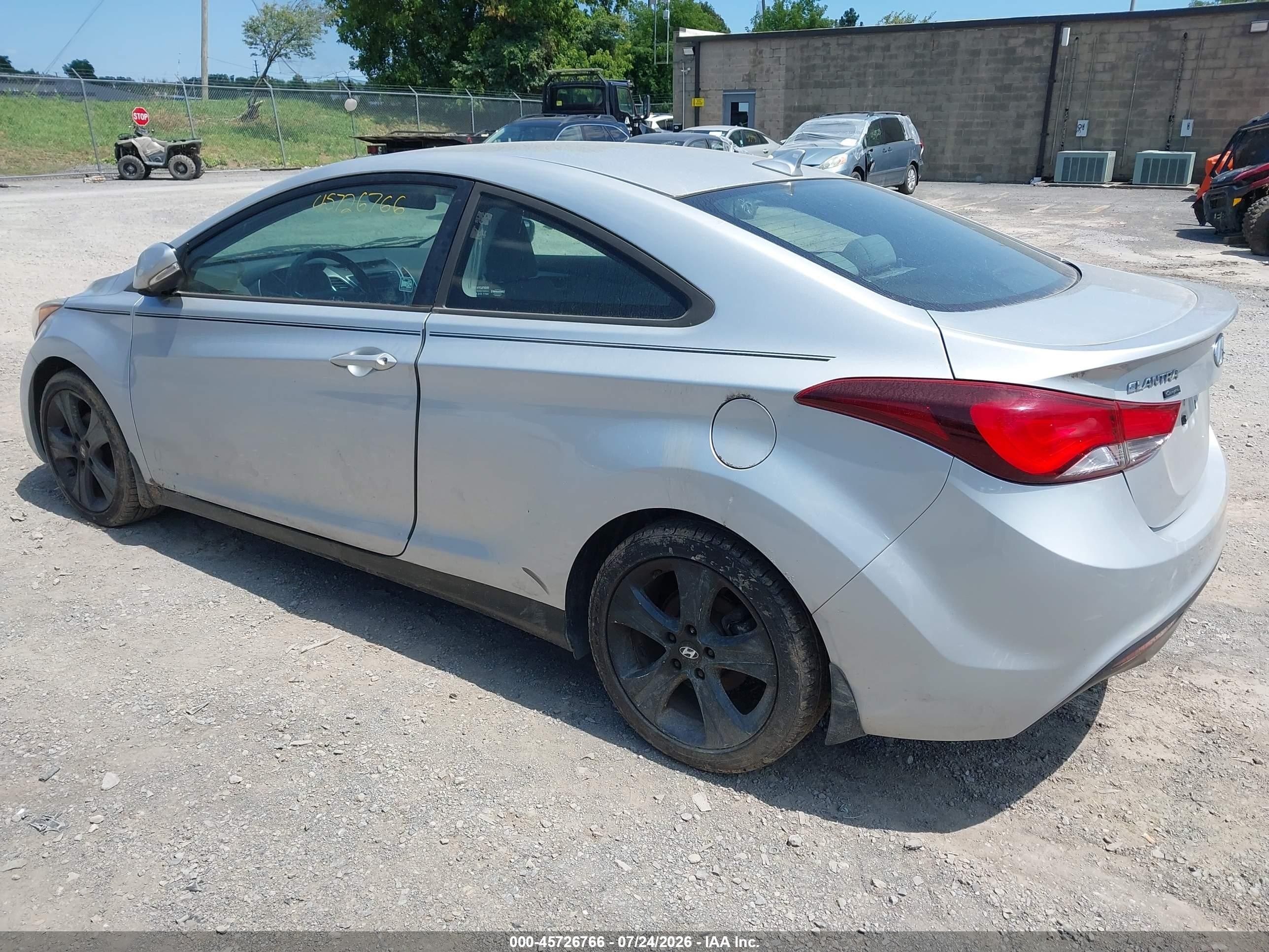 2014 Hyundai Elantra   Серебряный vin: KMHDH6AH4EU026484