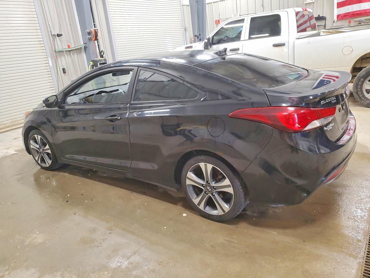 2014 Hyundai Elantra Coupe Base Черный vin: KMHDH6AH4EU028493