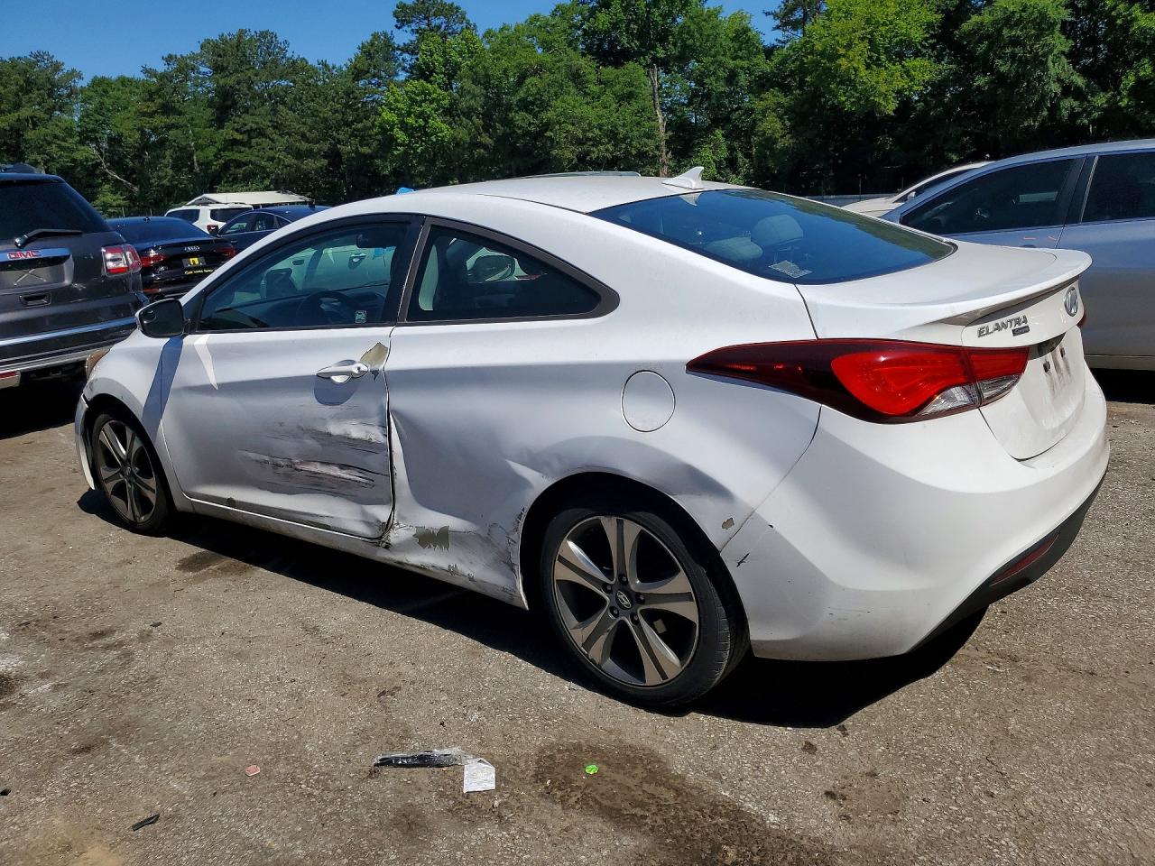 2014 Hyundai Elantra Coupe Base White vin: KMHDH6AH5EU025599