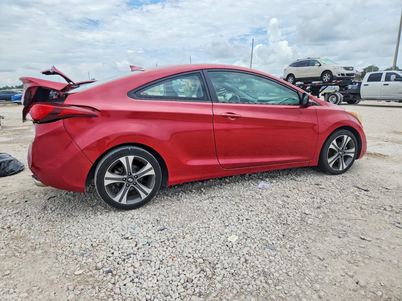 2014 Hyundai Elantra Coupe Base Red vin: KMHDH6AH5EU028924