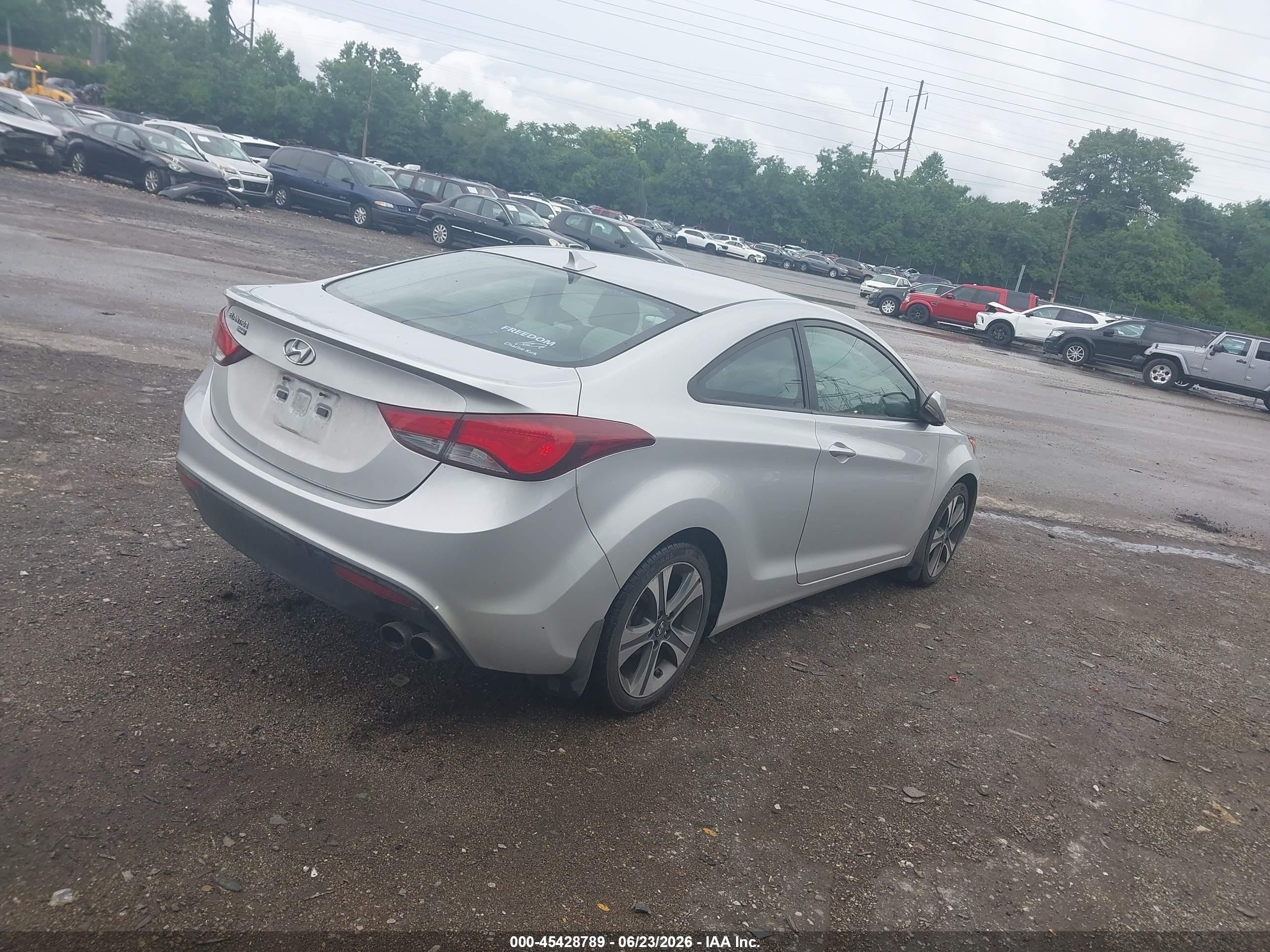 2014 Hyundai Elantra   Silver vin: KMHDH6AH6EU024638
