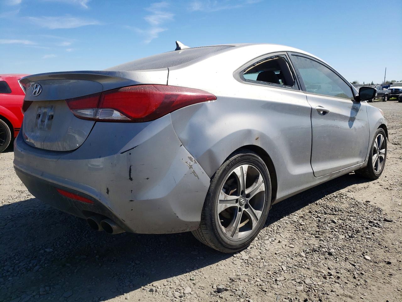 2014 Hyun Elantra Coupe Silver vin: KMHDH6AH9EU023984