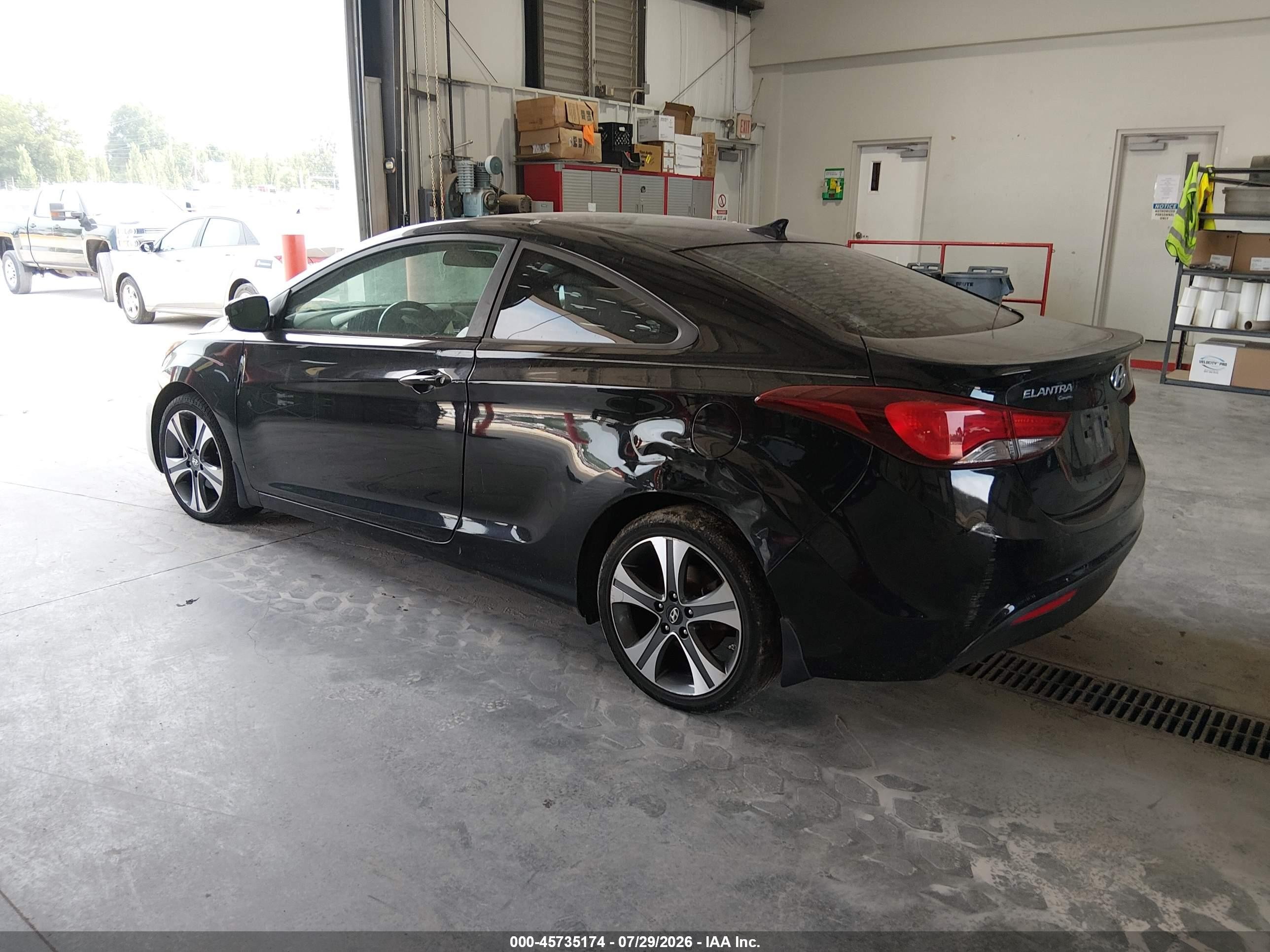 2014 Hyundai Elantra   Черный vin: KMHDH6AHXEU028952