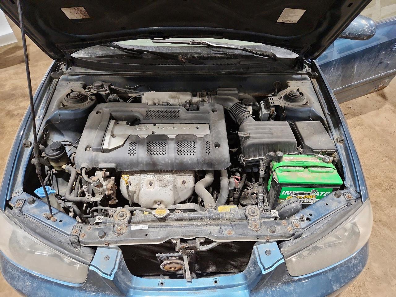 2001 Hyundai Elantra Gl Blue vin: KMHDM45D91U057876