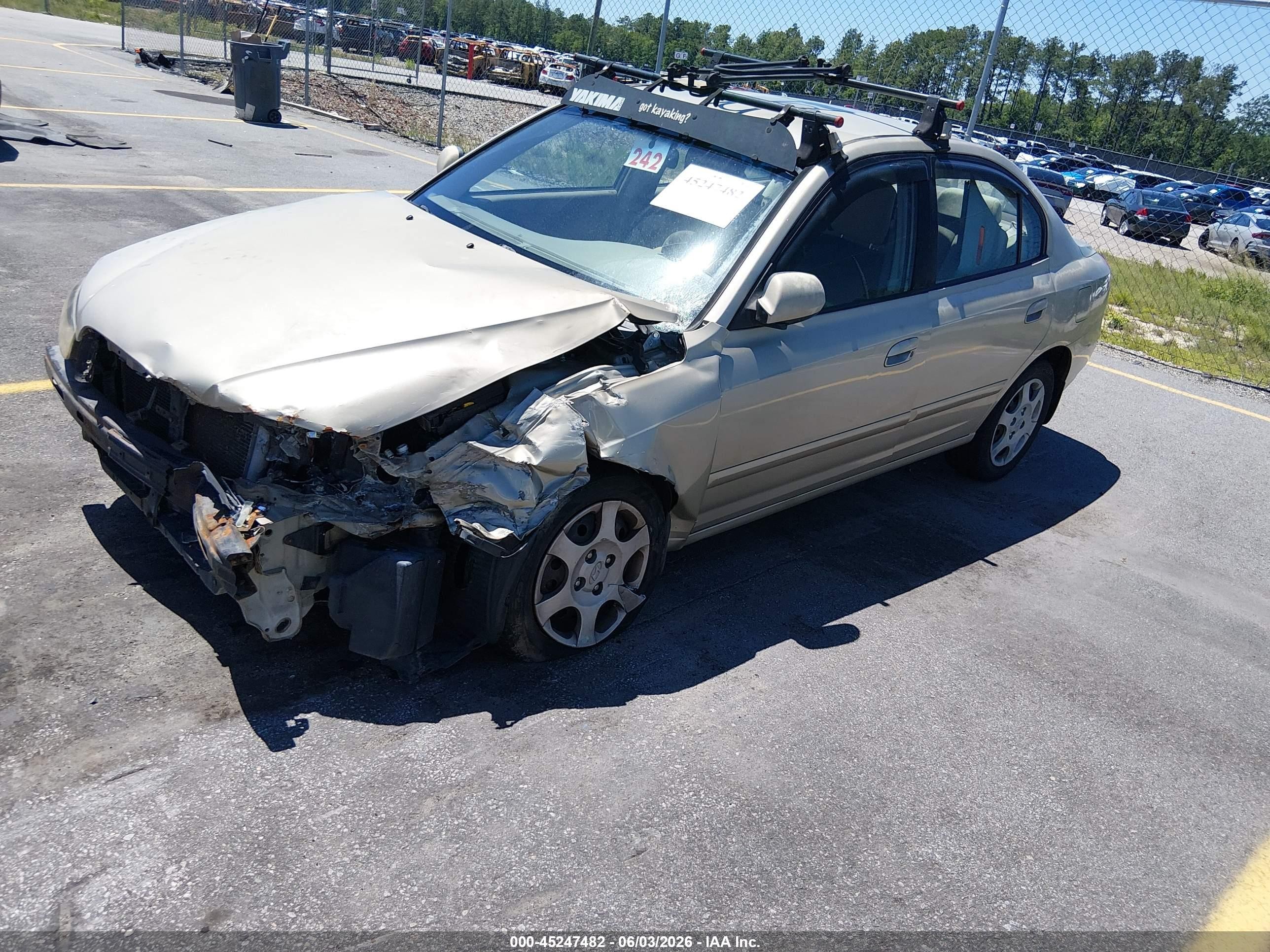 2001 Hyundai Elantra Gls Gold vin: KMHDN45D01U079262
