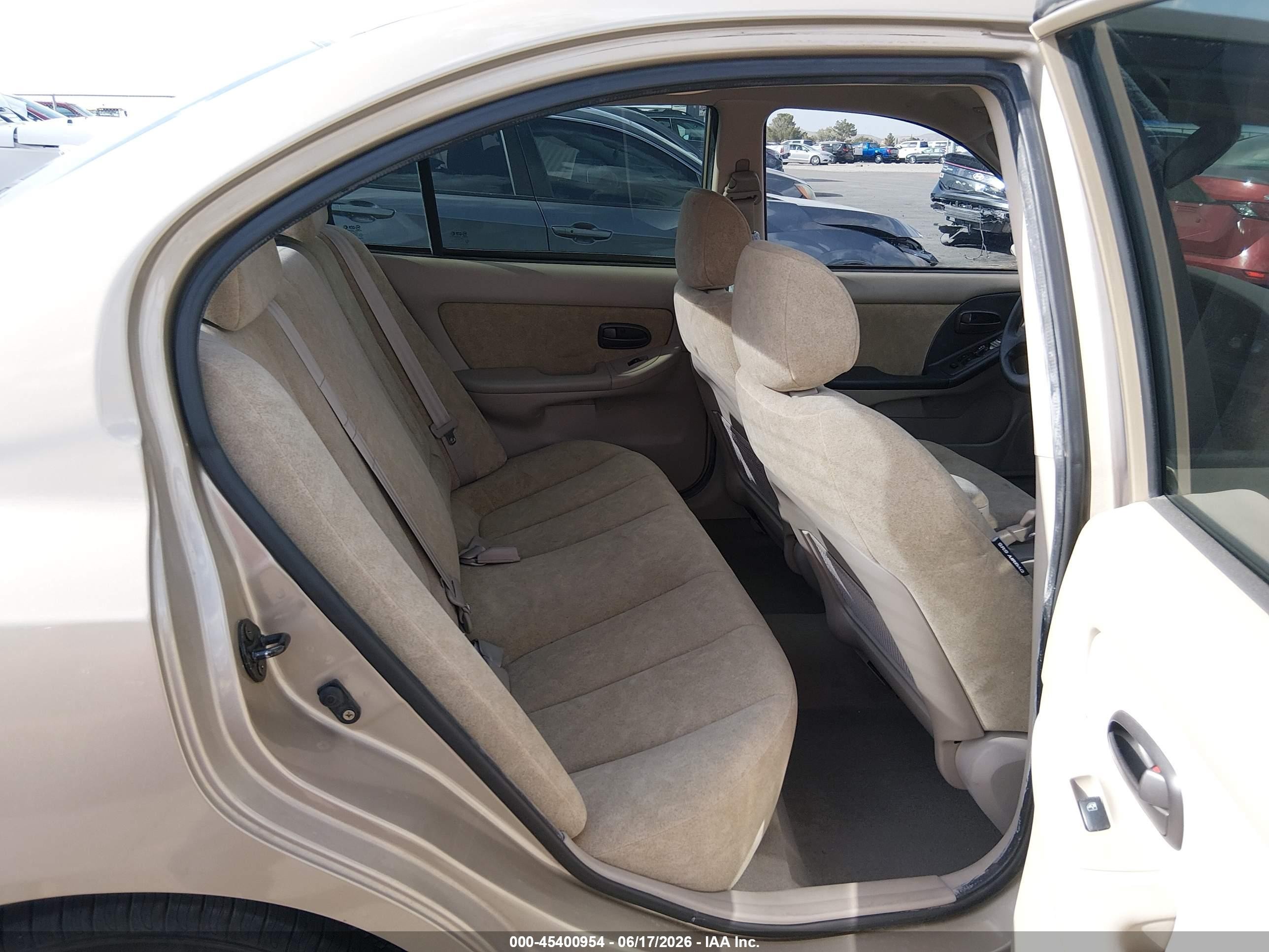2003 Hyundai Elantra Gls/gt Gold vin: KMHDN45D03U552614
