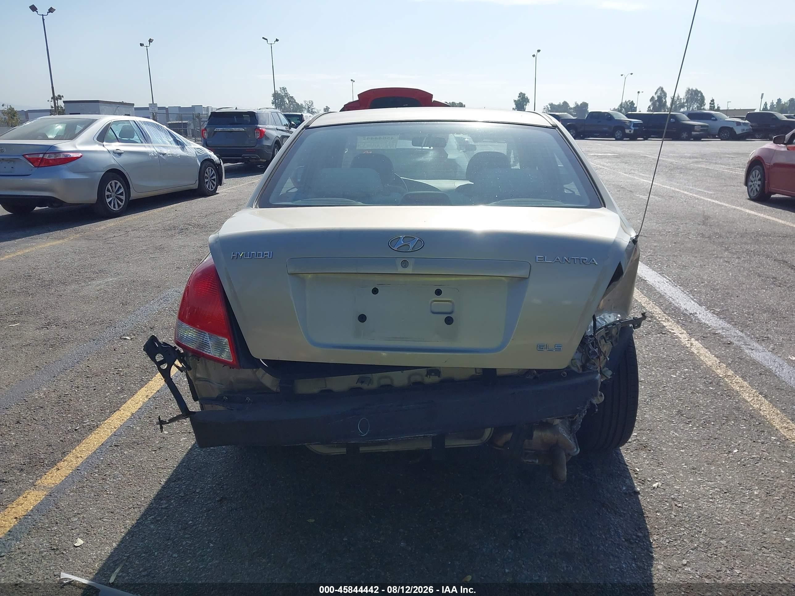 2001 Hyundai Elantra Gls Beige vin: KMHDN45D11U043953