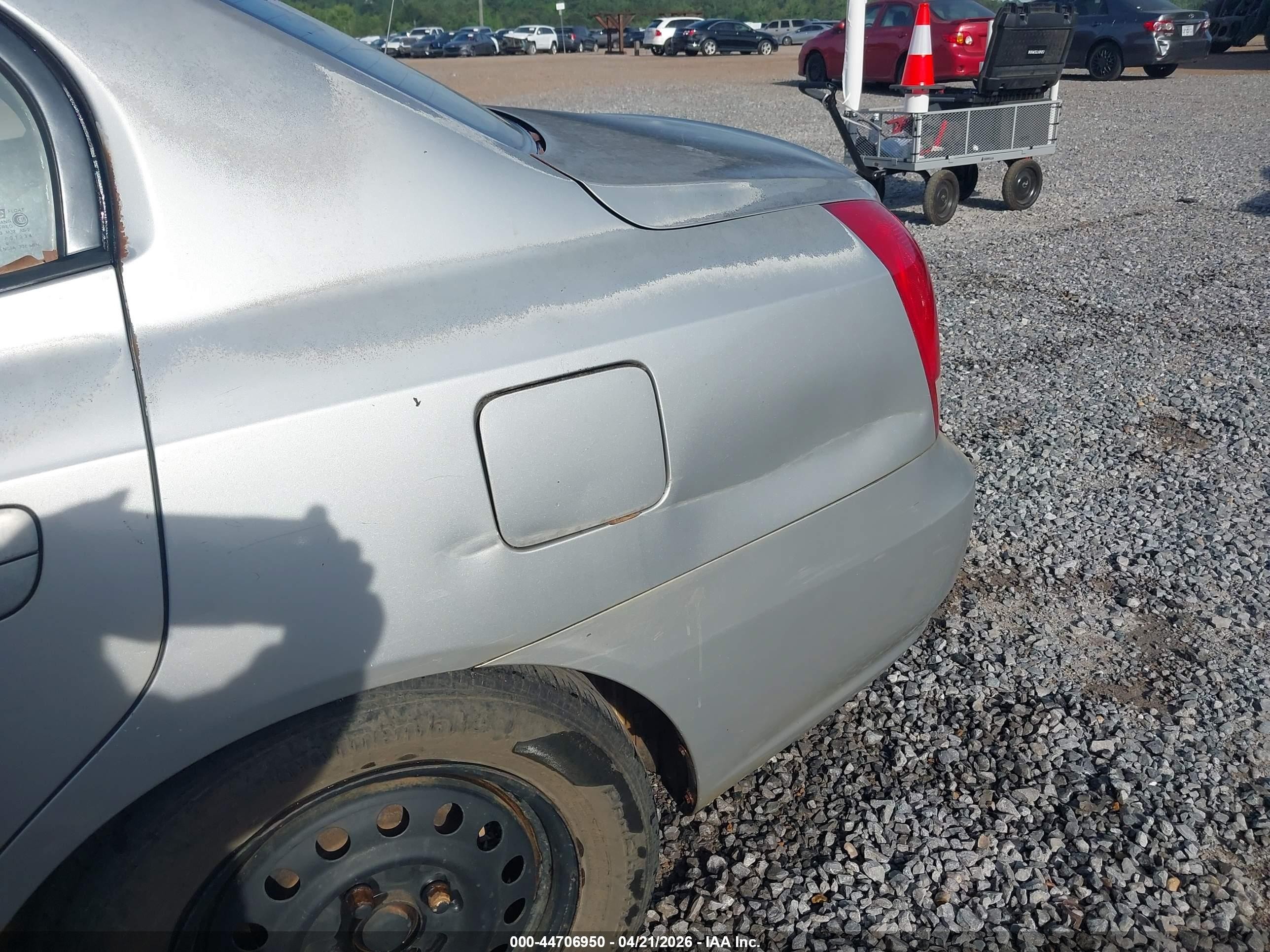 2001 Hyundai Elantra Gls Silver vin: KMHDN45D11U099519