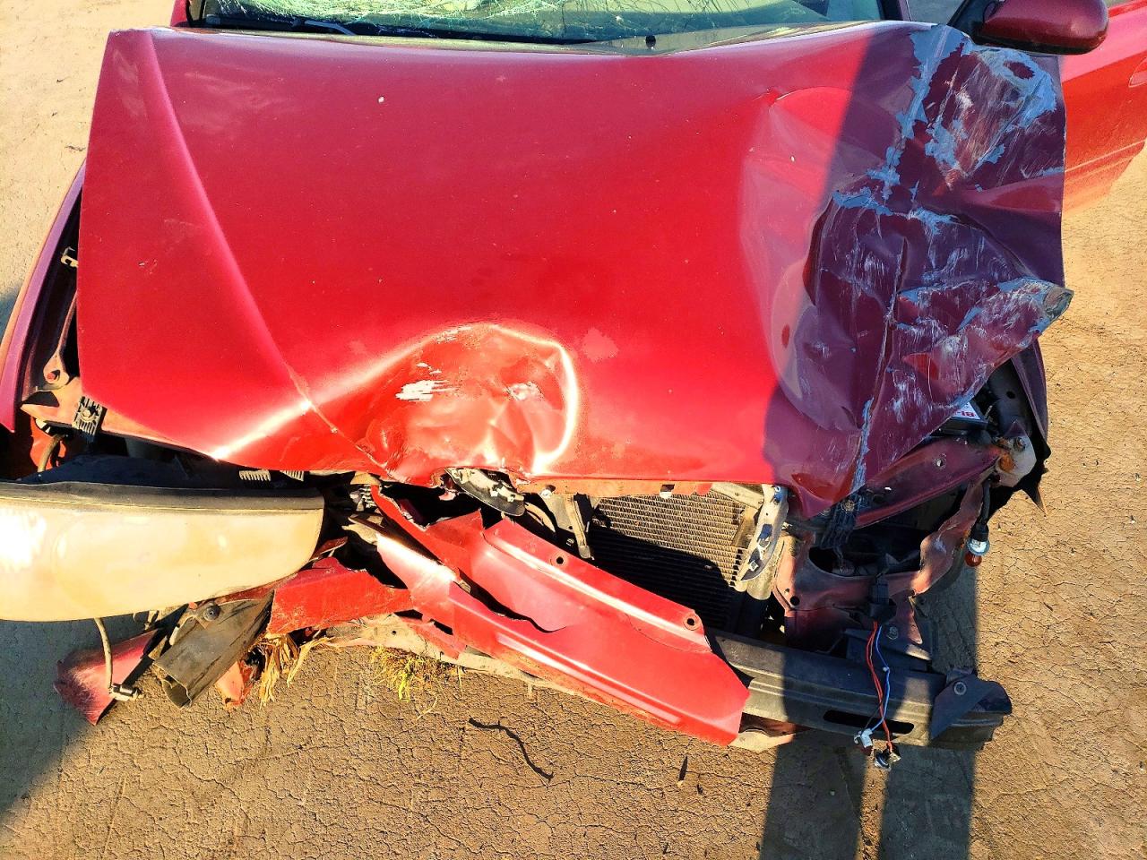 2002 Hyundai Elantra Red vin: KMHDN45D12U440886