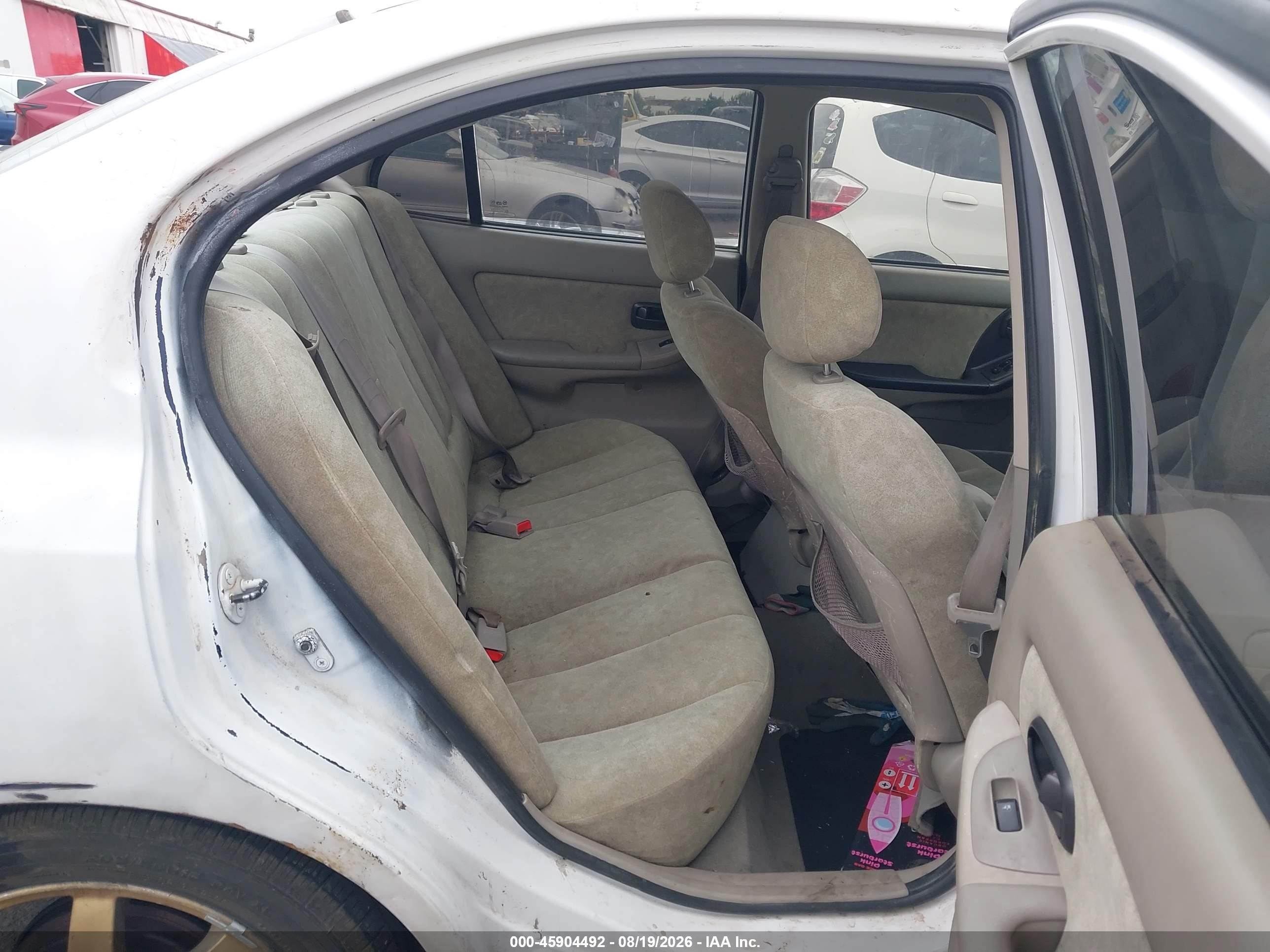 2003 Hyundai Elantra Gls/gt White vin: KMHDN45D13U663334