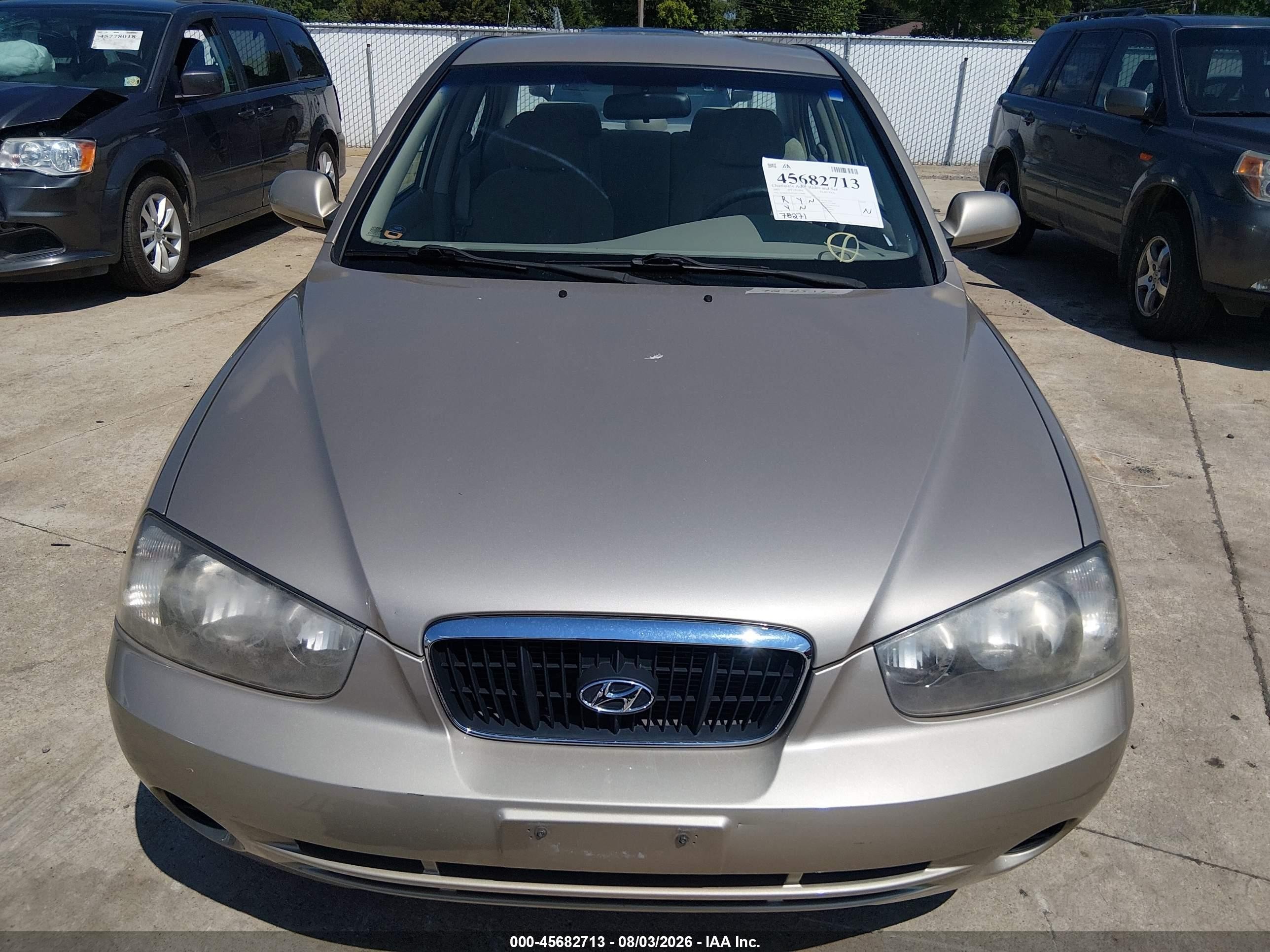 2002 Hyundai Elantra Gls Gold vin: KMHDN45D22U334088
