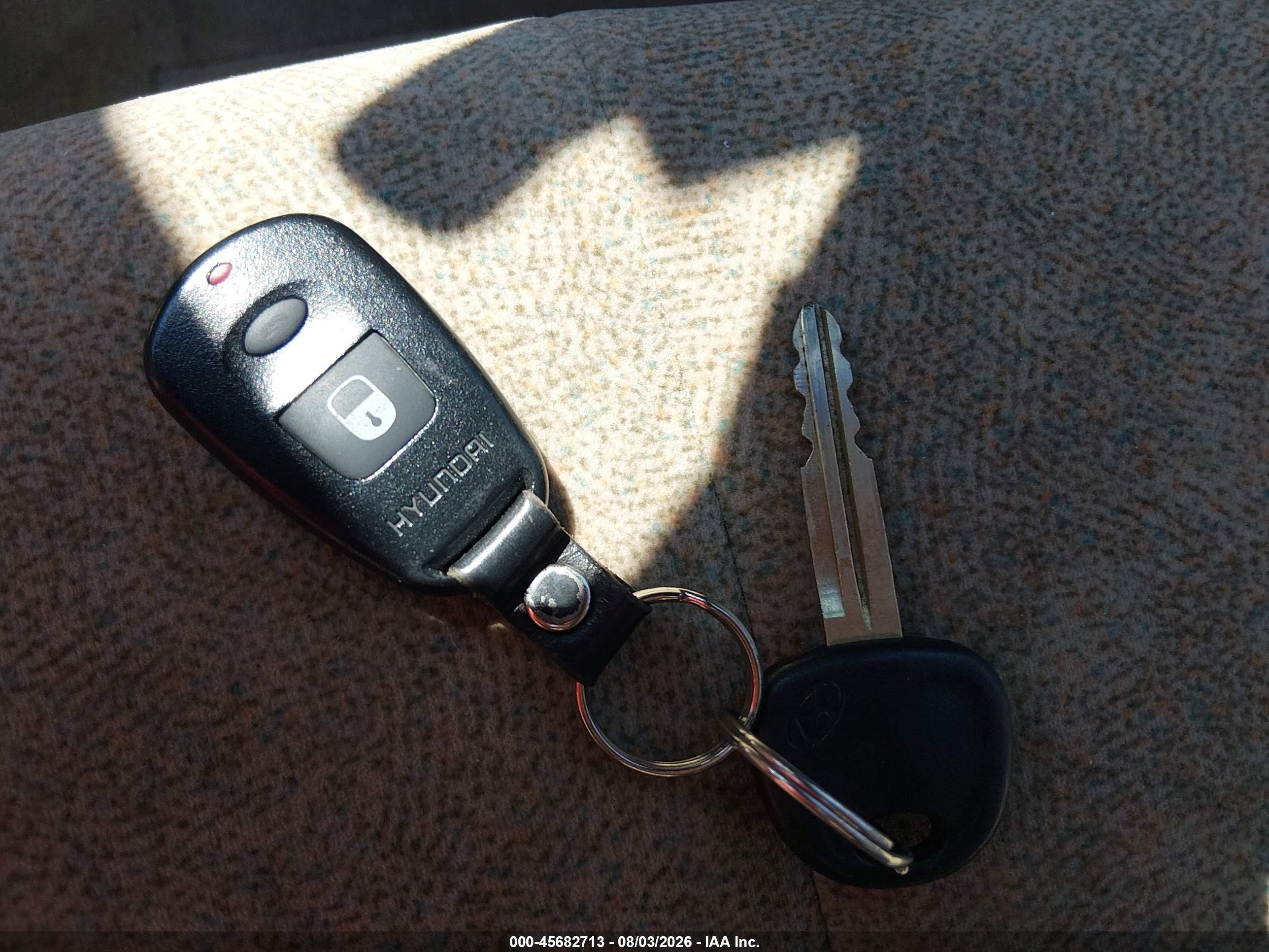2002 Hyundai Elantra Gls Gold vin: KMHDN45D22U334088