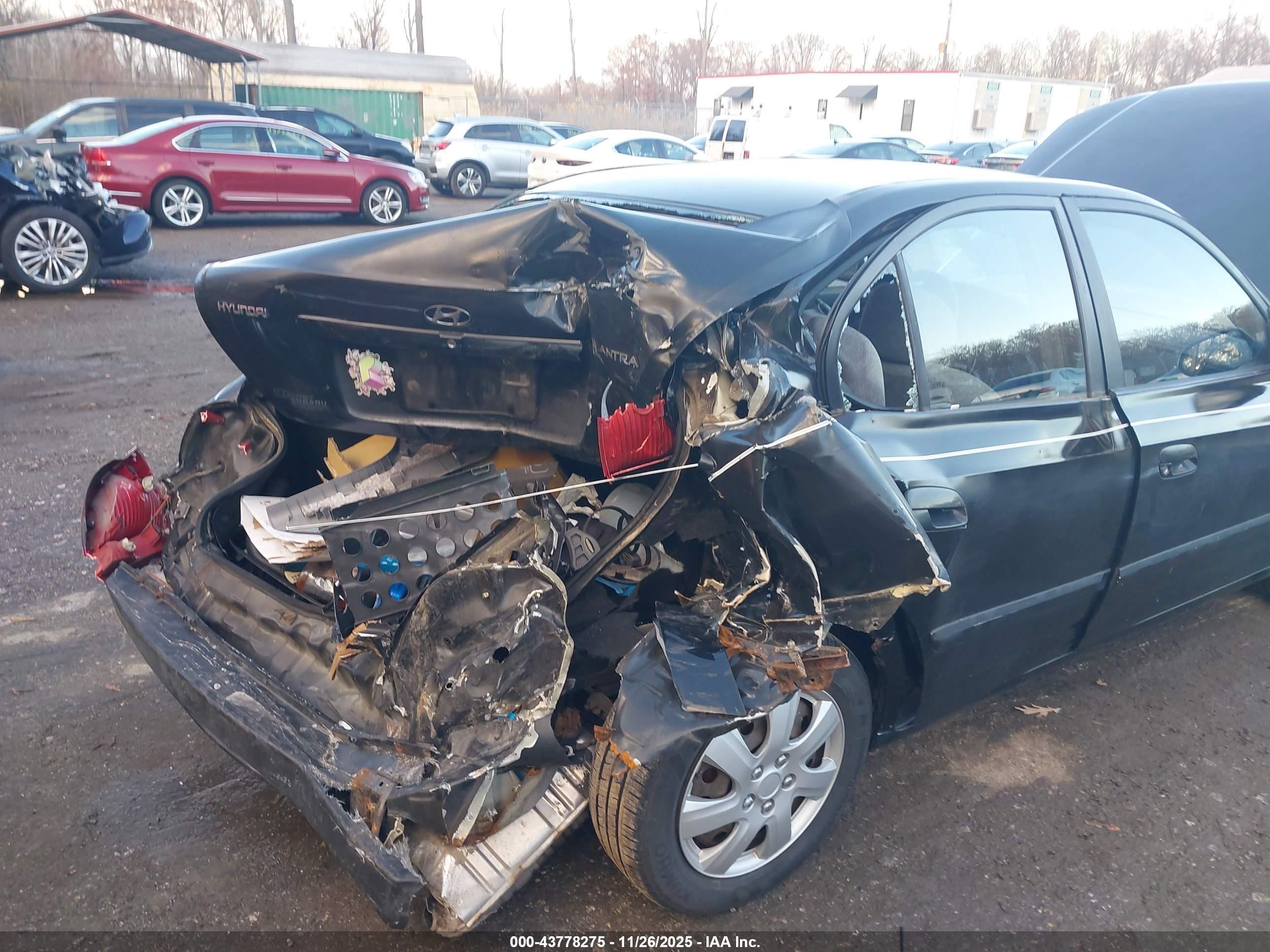 2002 Hyundai Elantra Gls Black vin: KMHDN45D22U467627