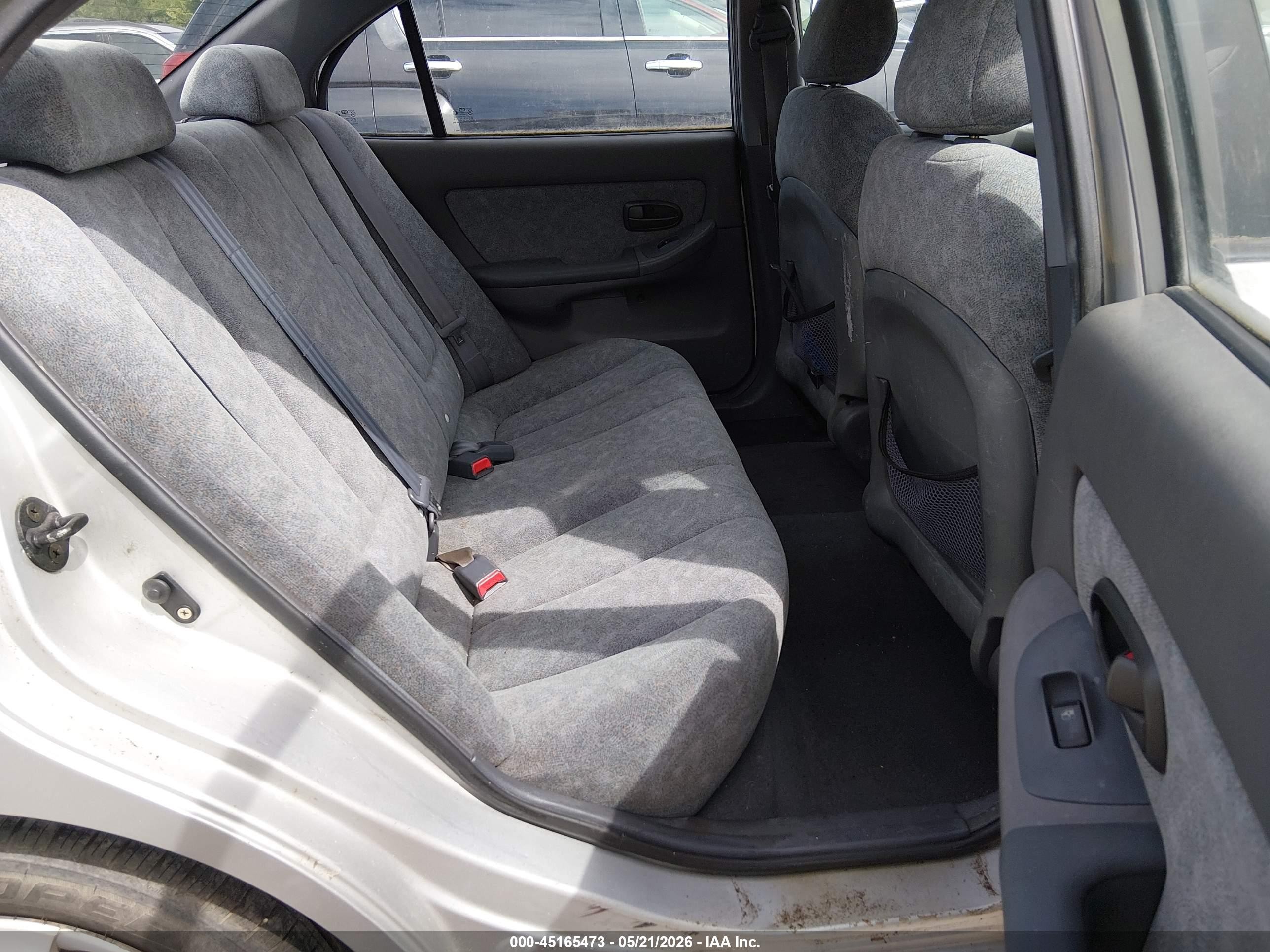 2001 Hyundai Elantra Gls Silver vin: KMHDN45D31U248366