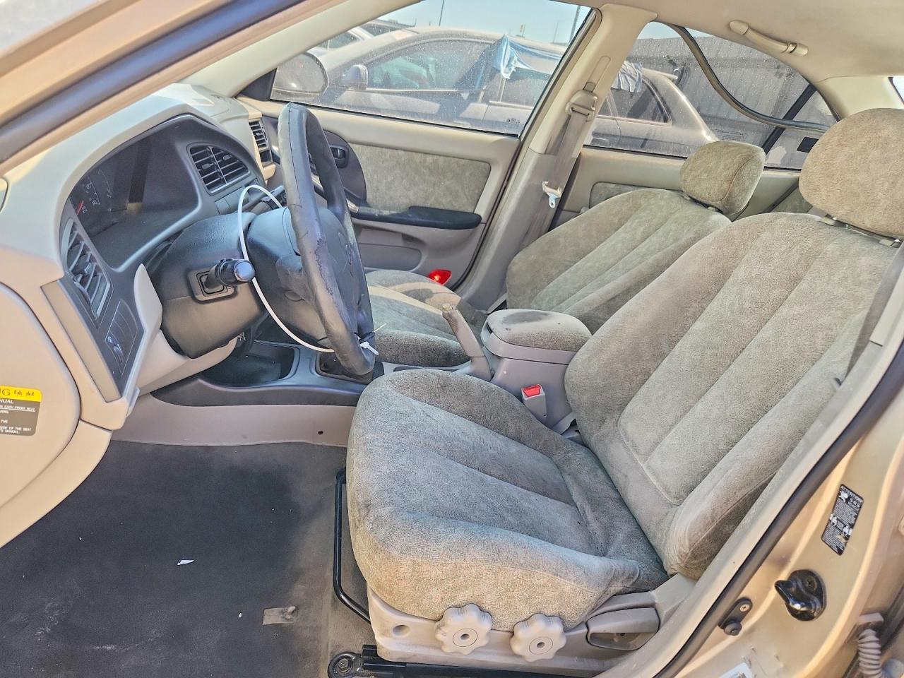 2001 Hyundai Elantra Gls White vin: KMHDN45D41U222861