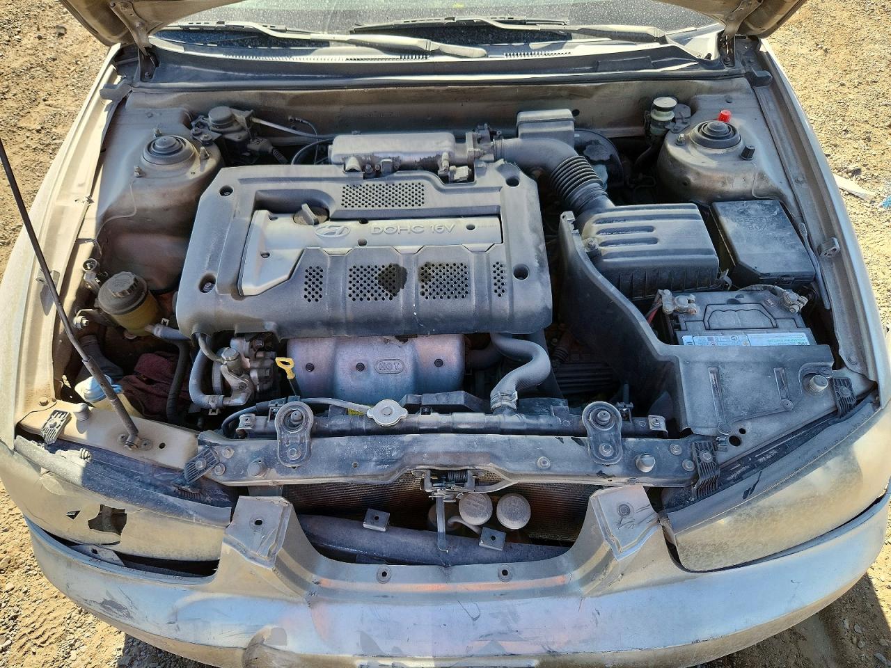 2001 Hyundai Elantra Gls White vin: KMHDN45D41U222861