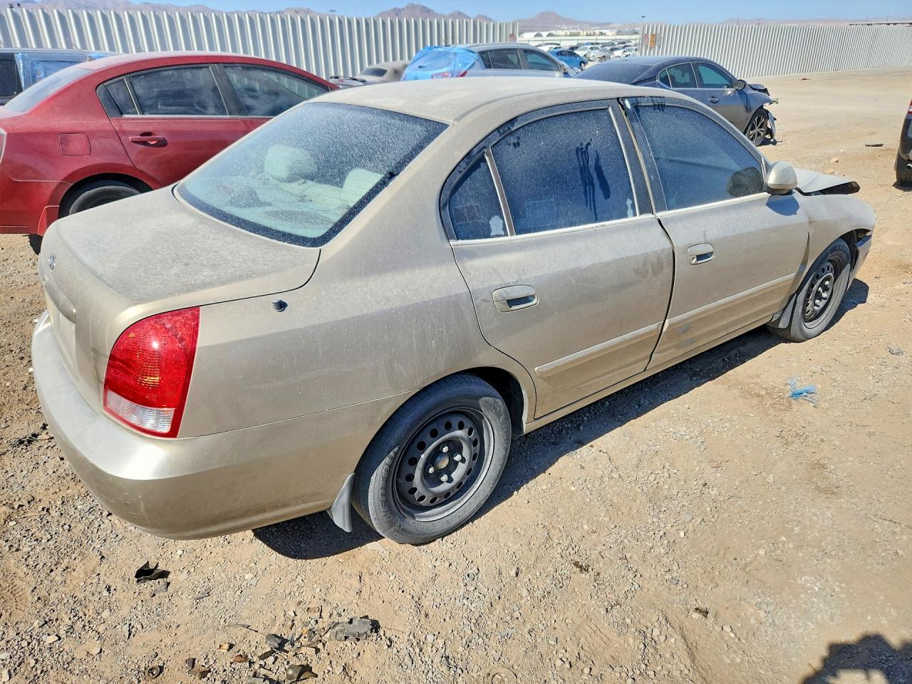 2001 Hyundai Elantra Gls White vin: KMHDN45D41U222861