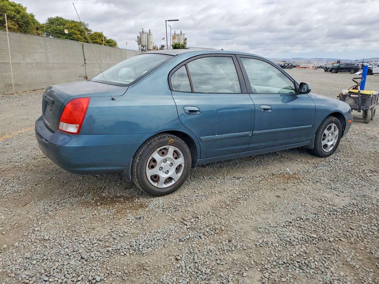 2002 Hyundai Elantra Gls Blue vin: KMHDN45D52U387528