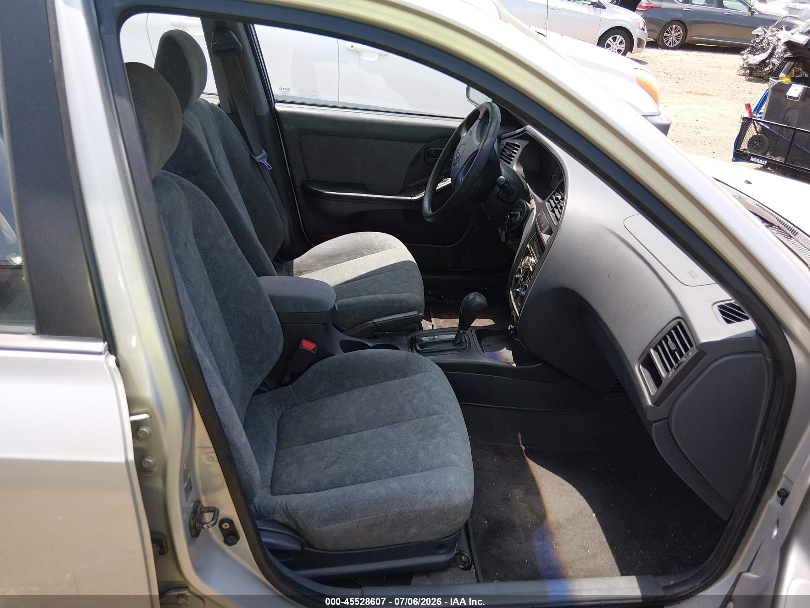 2003 Hyundai Elantra Gls/gt Серый vin: KMHDN45D53U554925