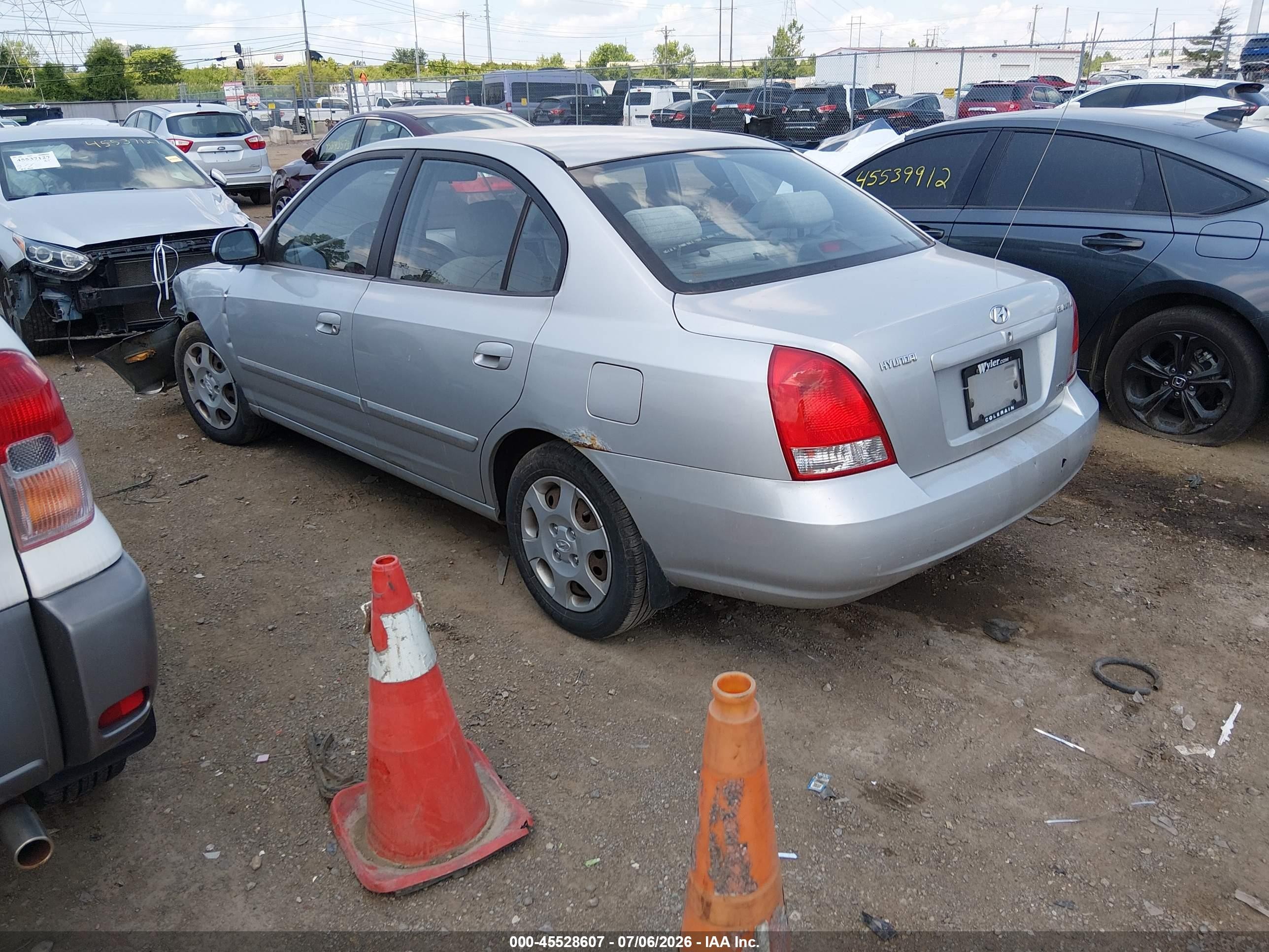 2003 Hyundai Elantra Gls/gt Серый vin: KMHDN45D53U554925