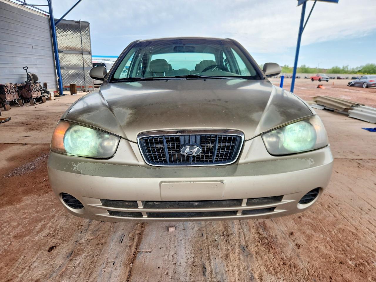 2003 Hyundai Elantra Gls Beige vin: KMHDN45D53U675437