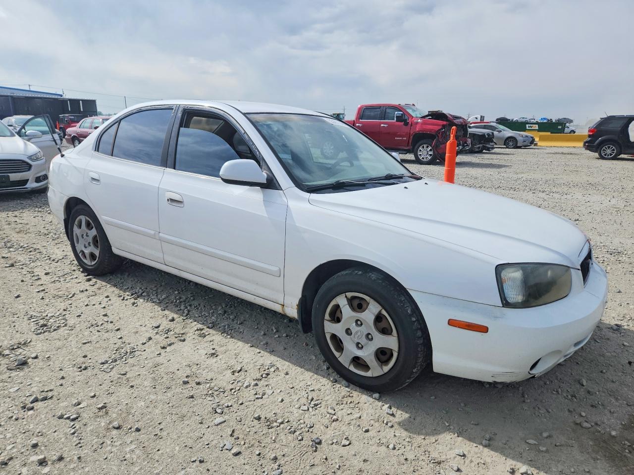 2001 Hyundai Elantra Gls White vin: KMHDN45D61U026999