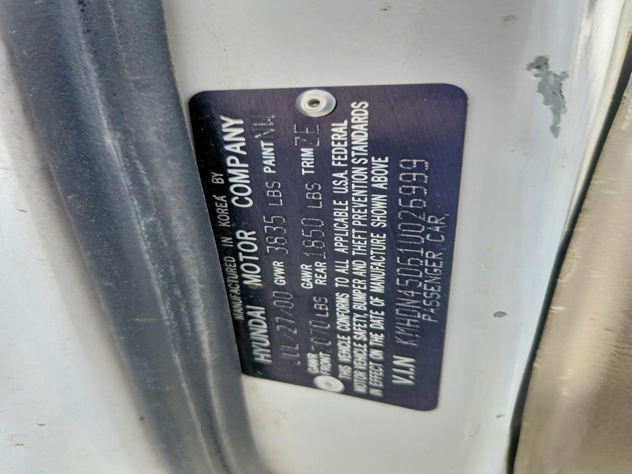 2001 Hyundai Elantra Gls White vin: KMHDN45D61U026999