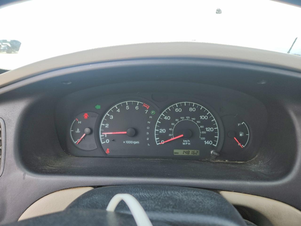 2001 Hyundai Elantra Gls White vin: KMHDN45D61U026999