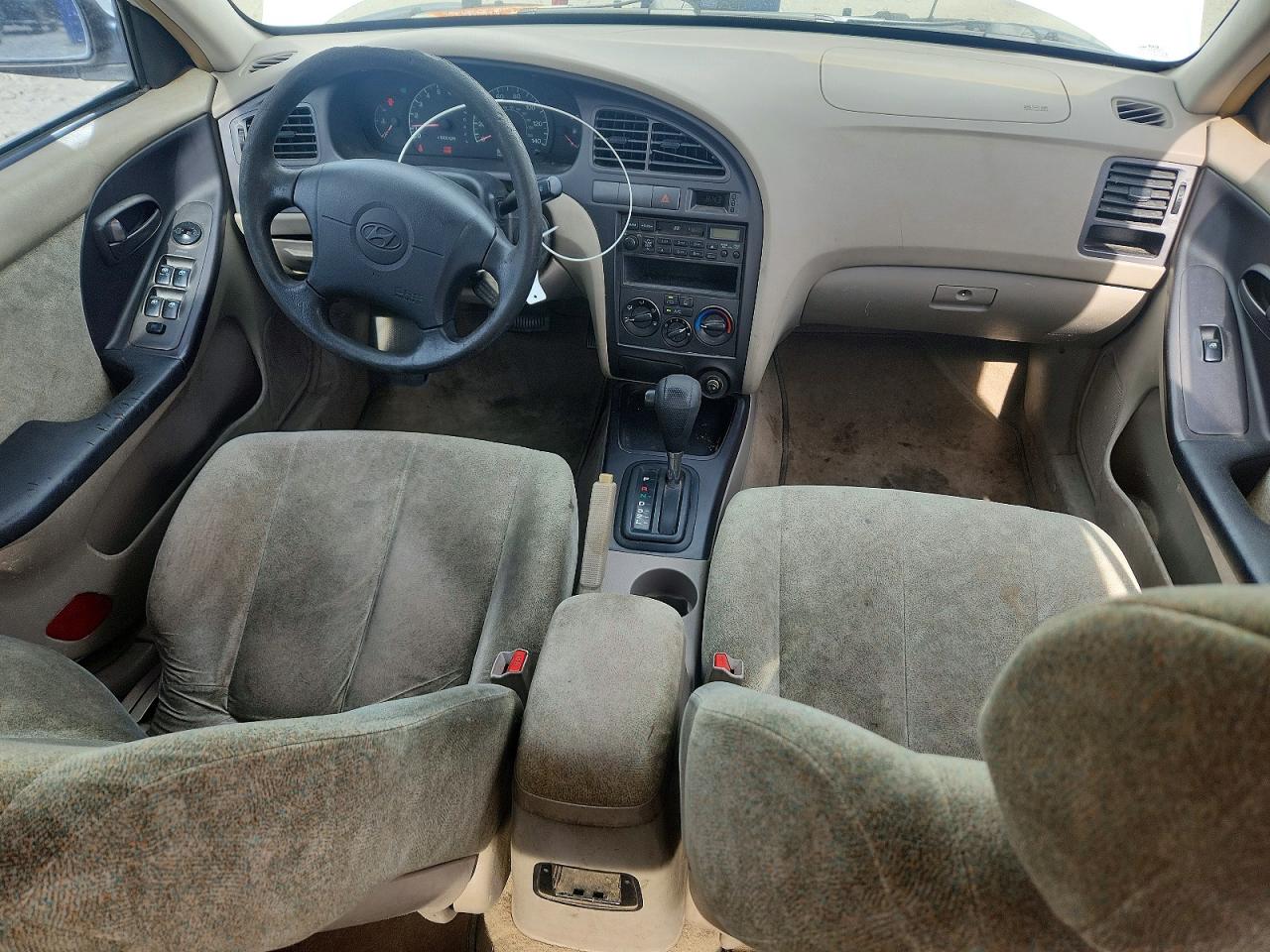 2001 Hyundai Elantra Gls White vin: KMHDN45D61U026999