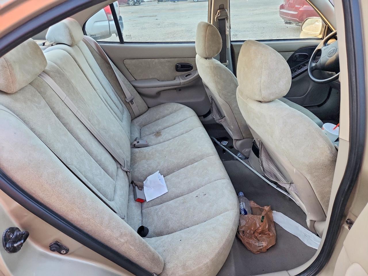 2003 Hyundai Elantra Gls Gold vin: KMHDN45D63U499207