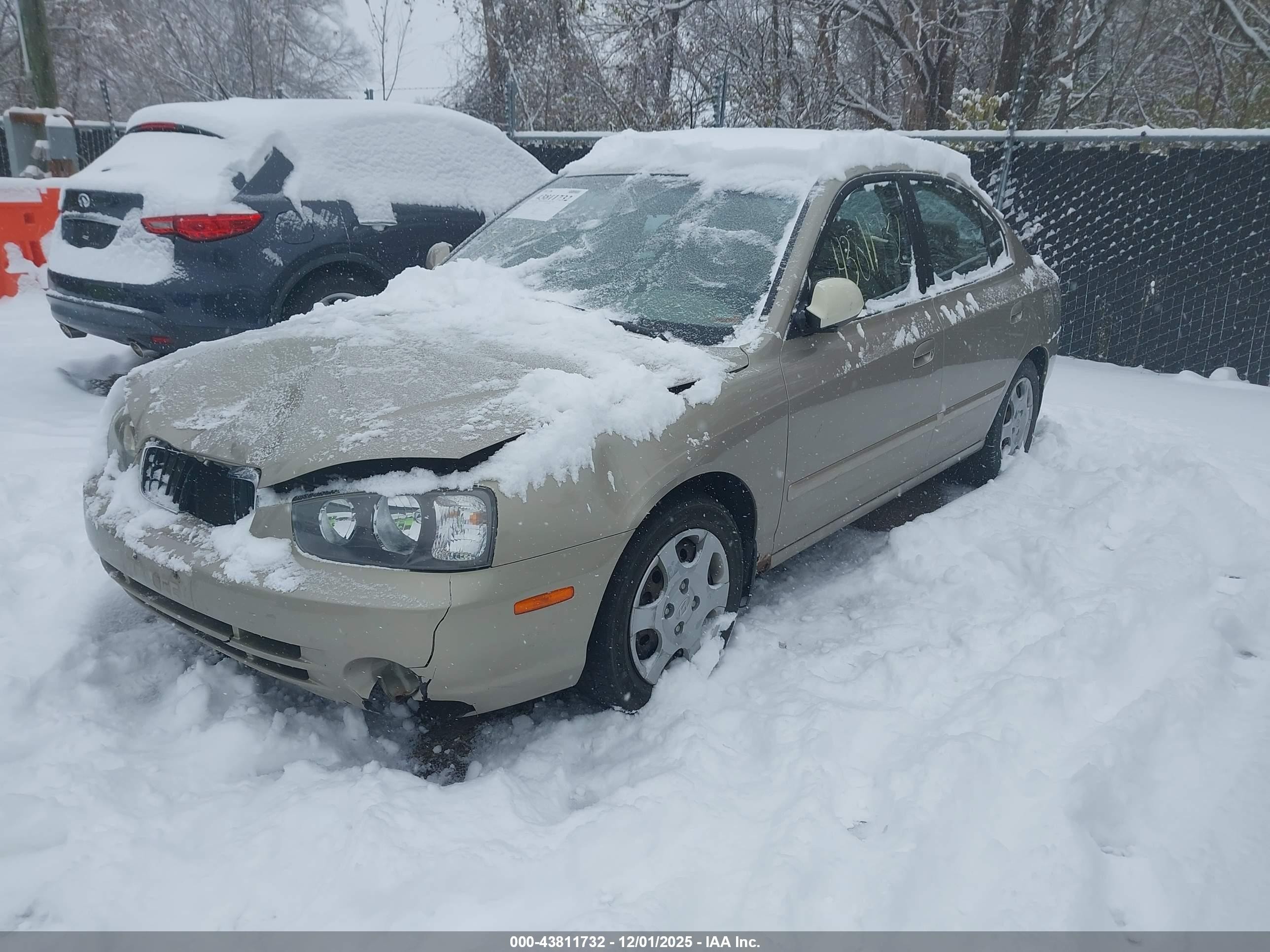 2002 Hyundai Elantra Gls Tan vin: KMHDN45D72U410937
