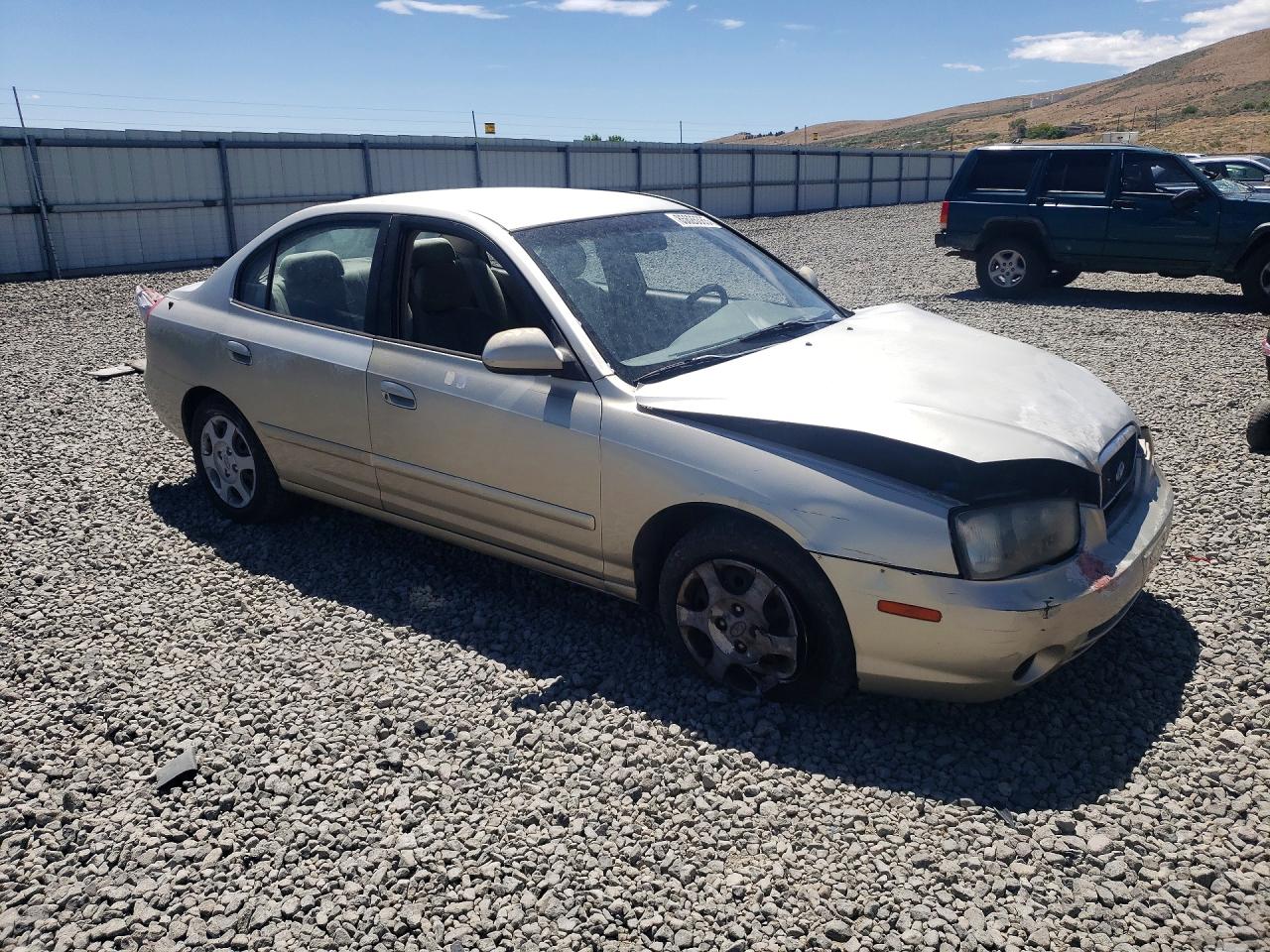2001 Hyundai Elantra Gls Gold vin: KMHDN45D81U091224