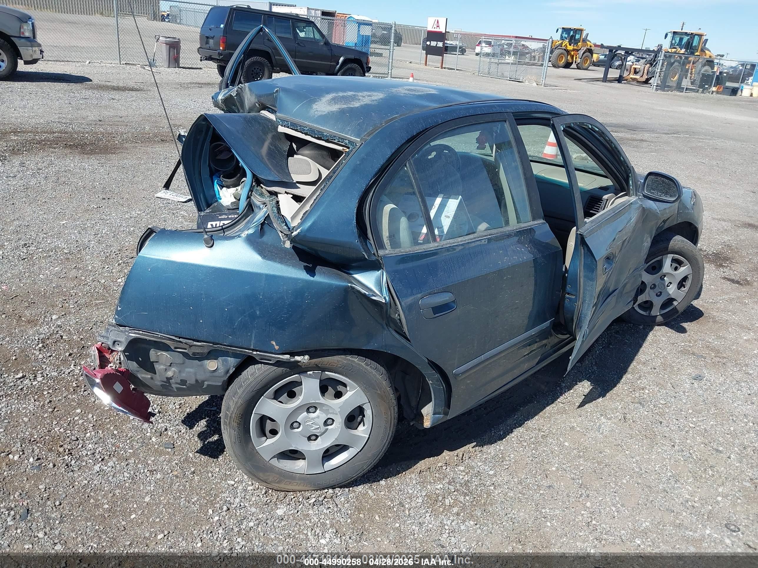 2003 Hyundai Elantra Gls/gt Teal vin: KMHDN45D83U586168